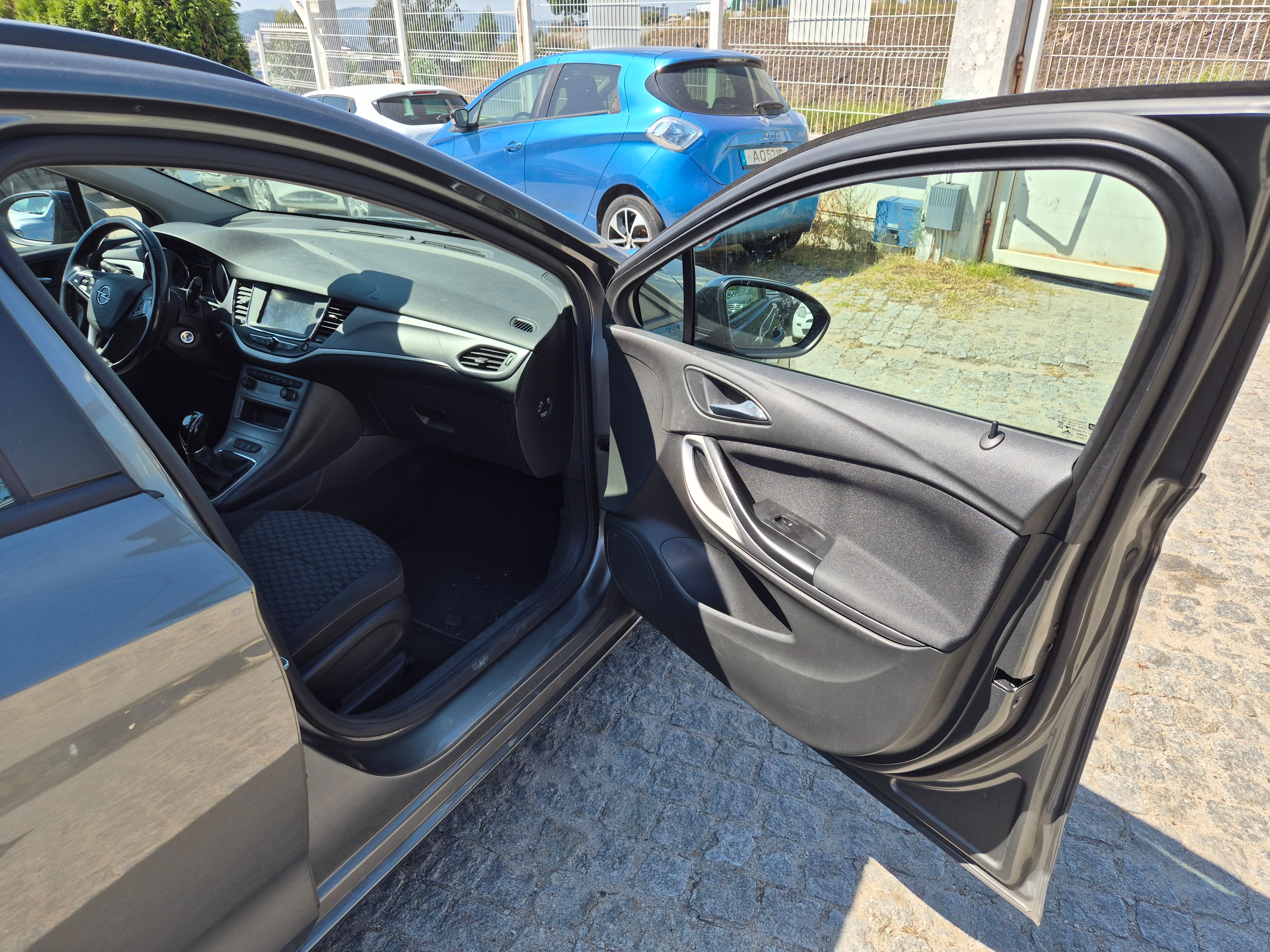 Opel Astra · Año 2021 — imagen 18