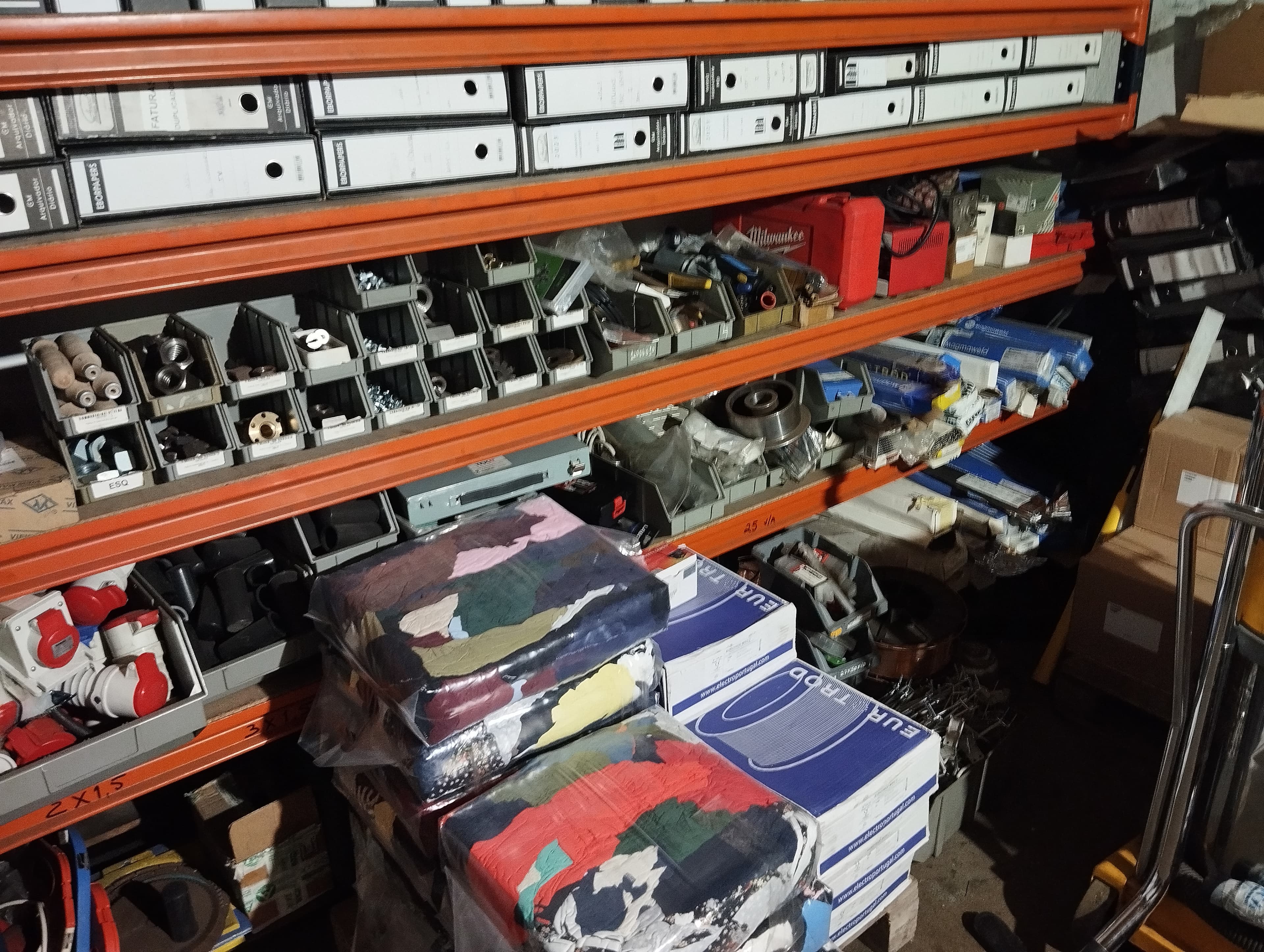 Máquinas, Equipamentos e Veículos — imagem 148