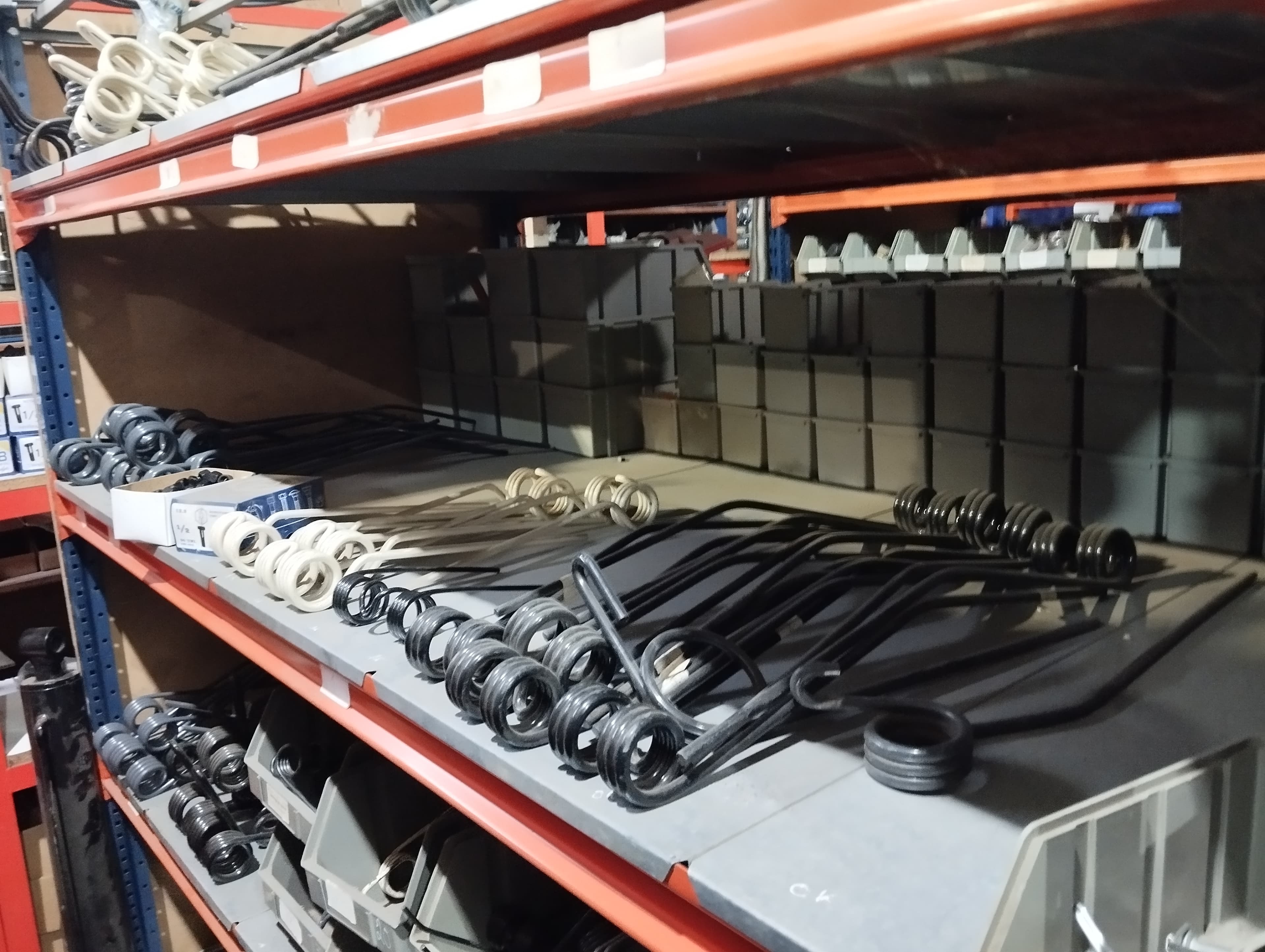 Máquinas, Equipamentos e Veículos — imagem 176