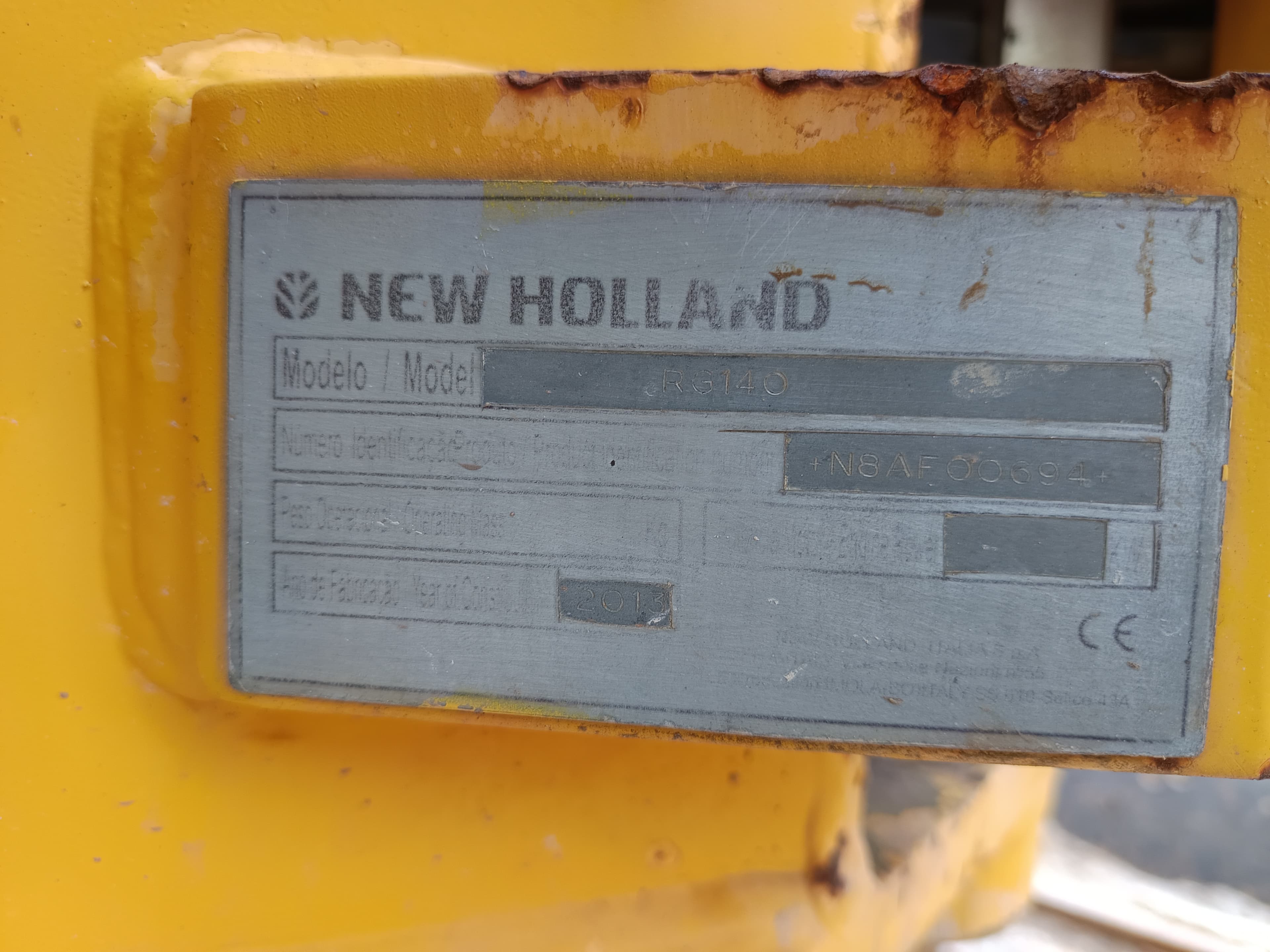 Motoniveladora New Holland · Ano 2013 — image 21