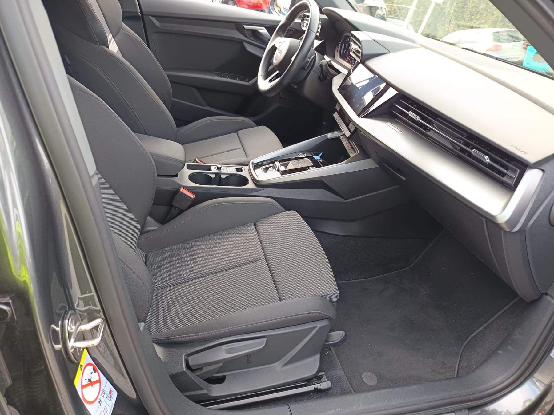 Audi A3 Sportback 30 Tdi · Ano 2023 — image 23