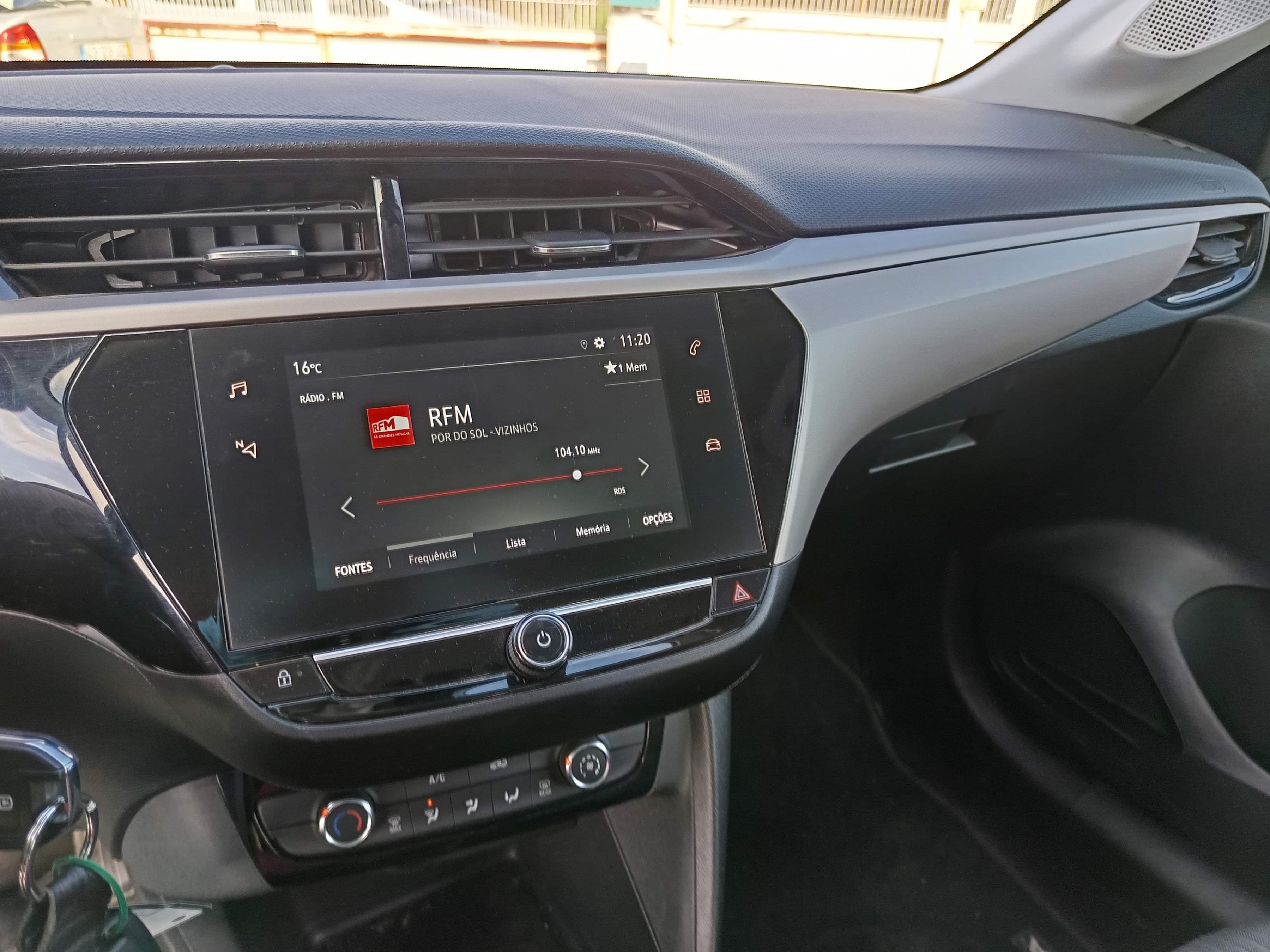 Opel Corsa Edition 1.5D · Année 2022 — image 32