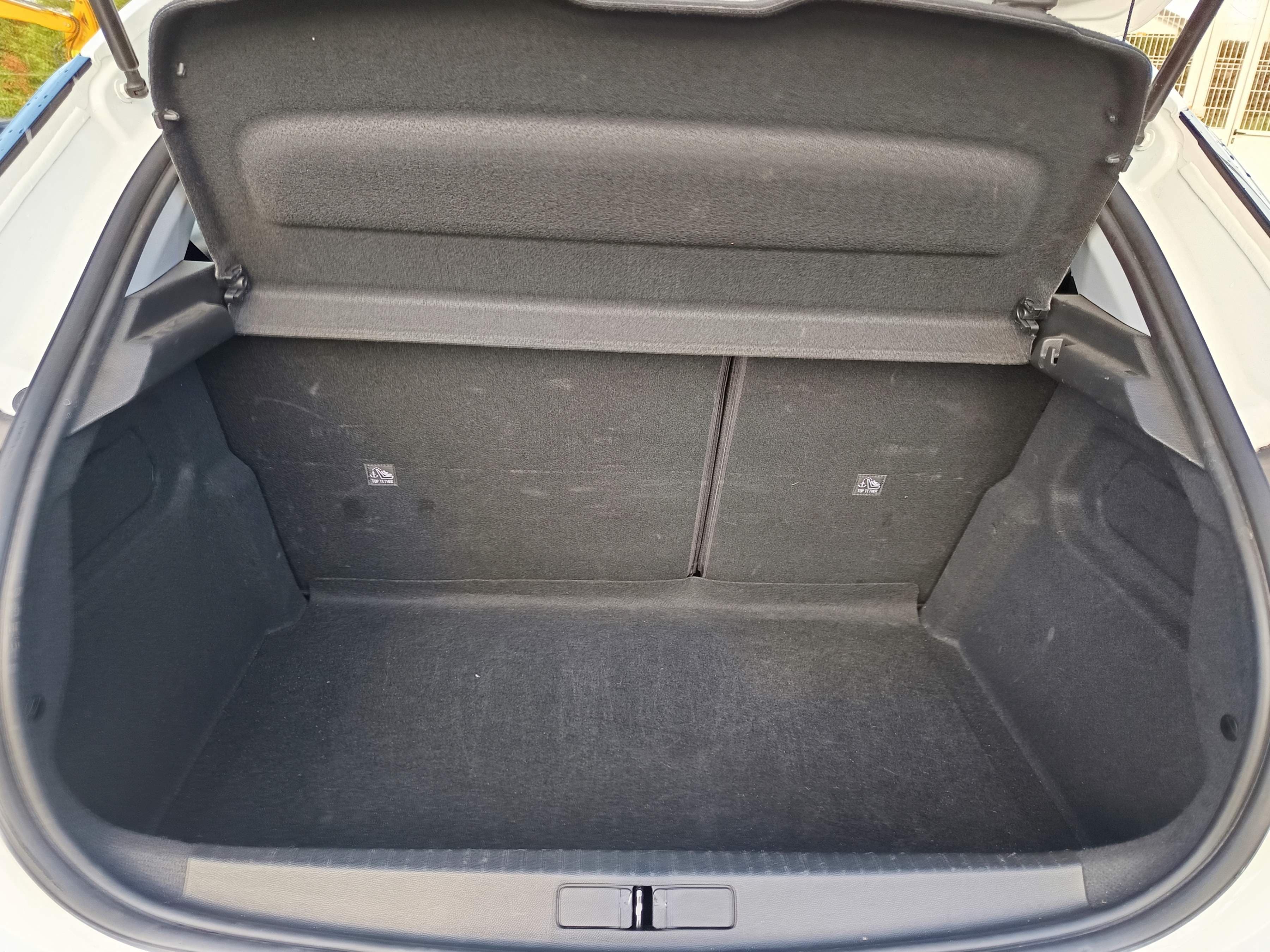 Opel Corsa Edition 1.5D · Ano 2022 — imagem 16