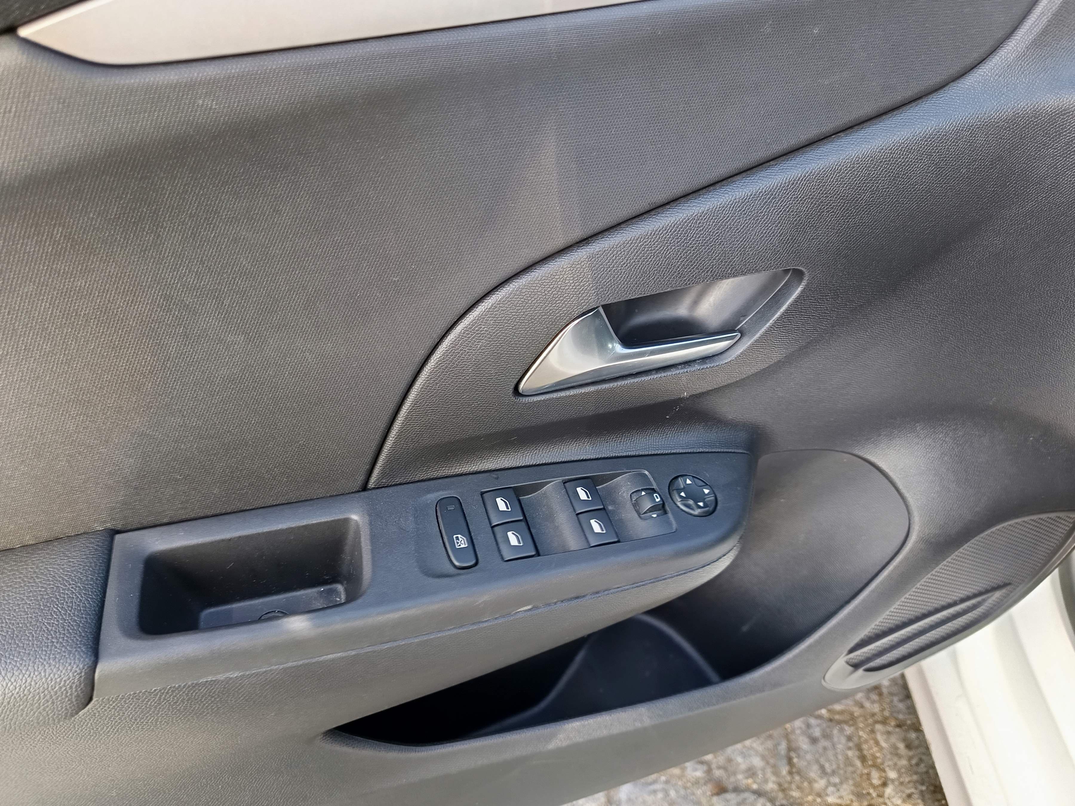 Opel Corsa Edition 1.5D · Ano 2022 — imagem 27