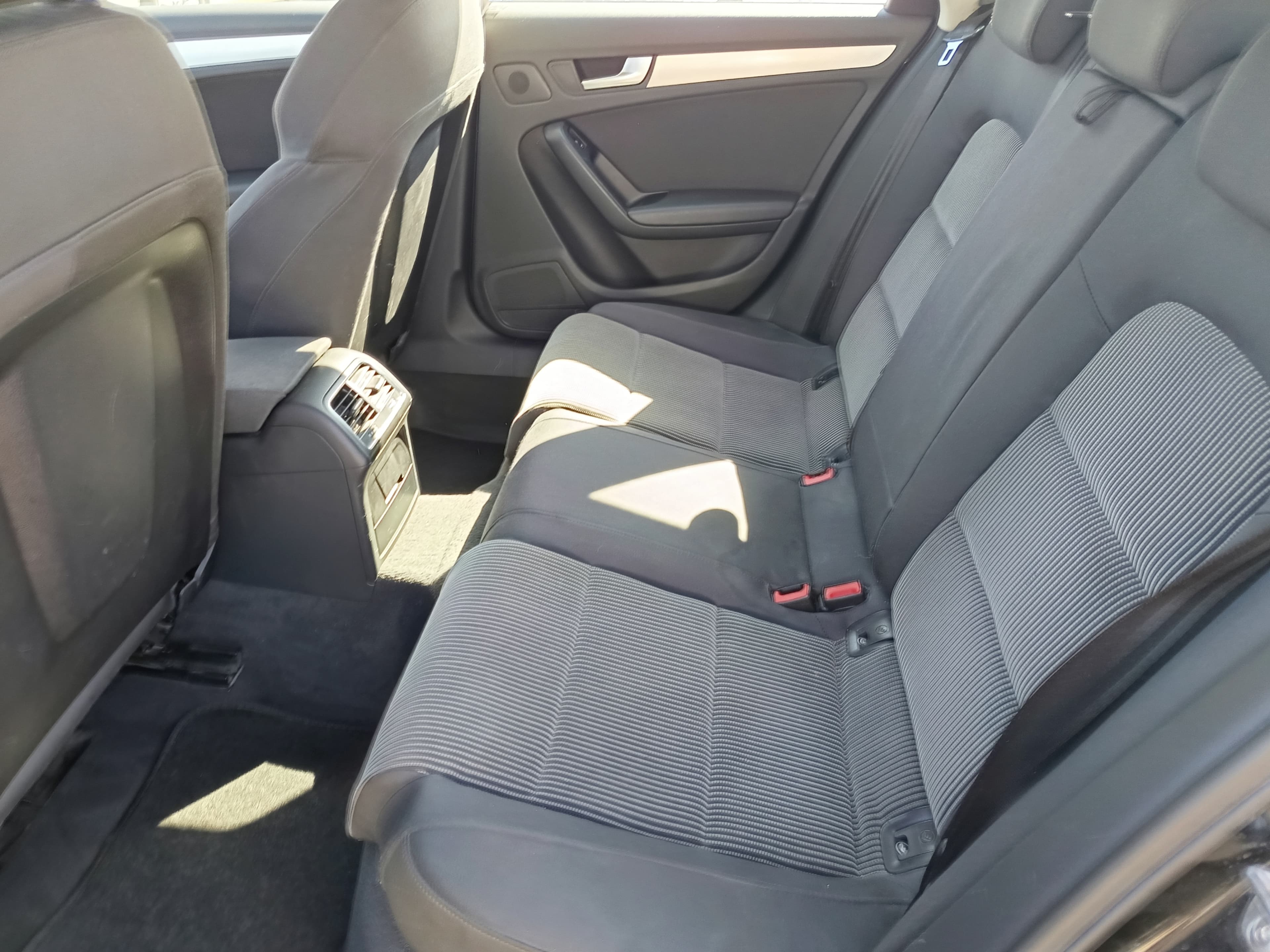 Audi A4 2.0TDI · Ano 2008 — imagem 27