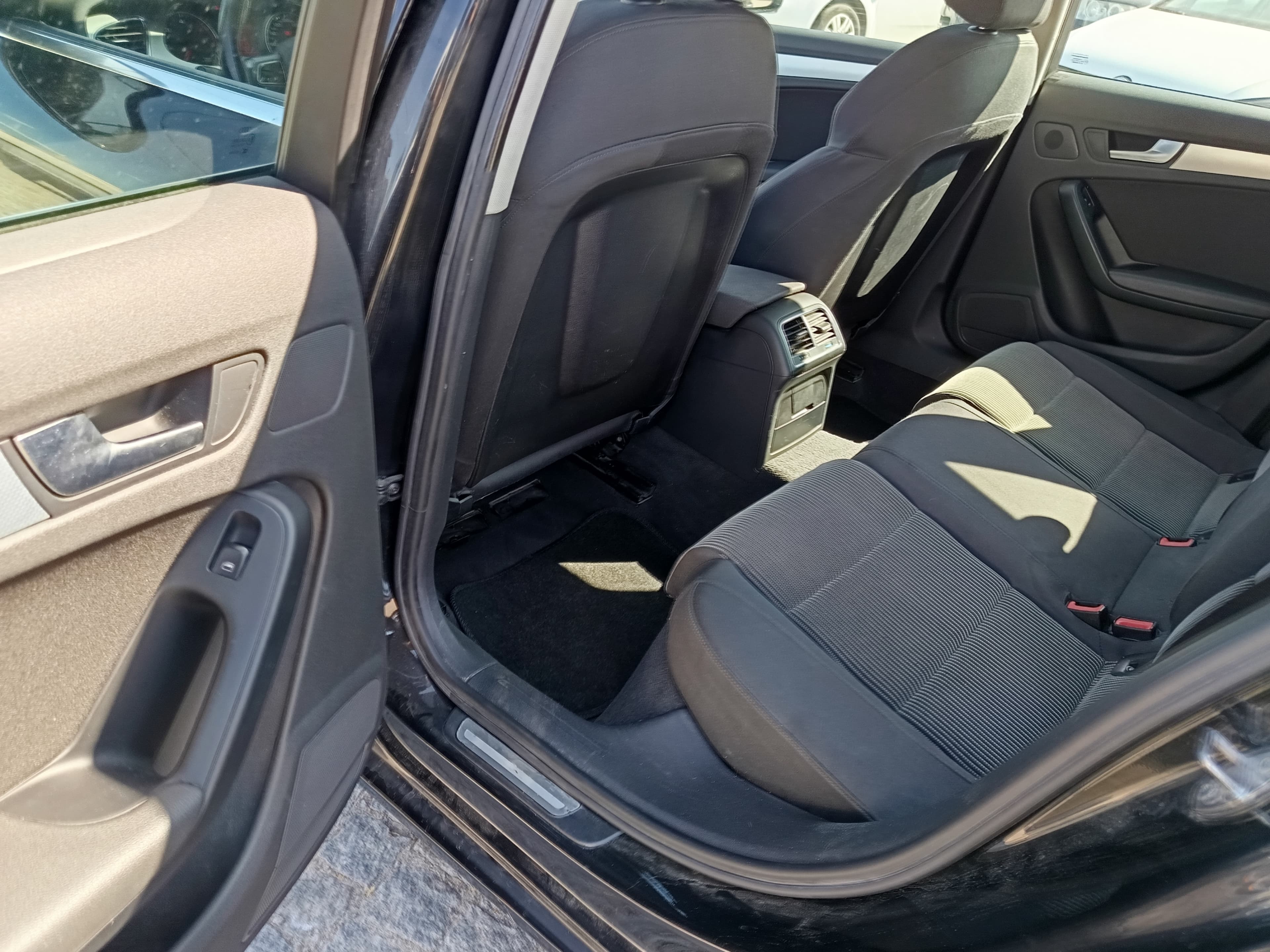 Audi A4 2.0TDI · Ano 2008 — imagem 25