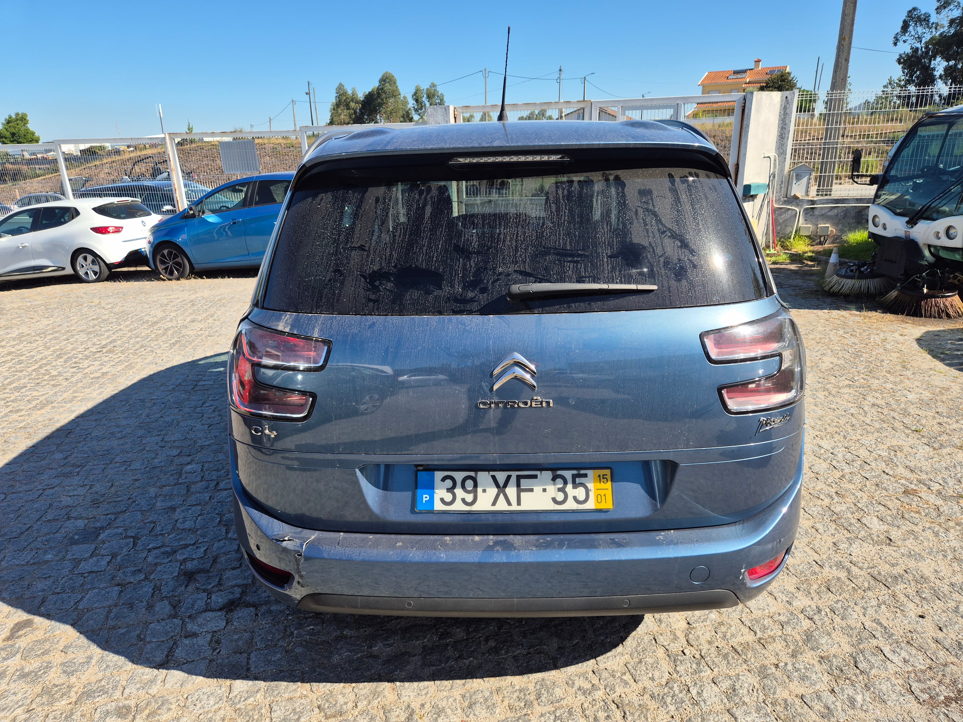 Citroën C4 Grand Picasso · Ano 2015 — imagem 5