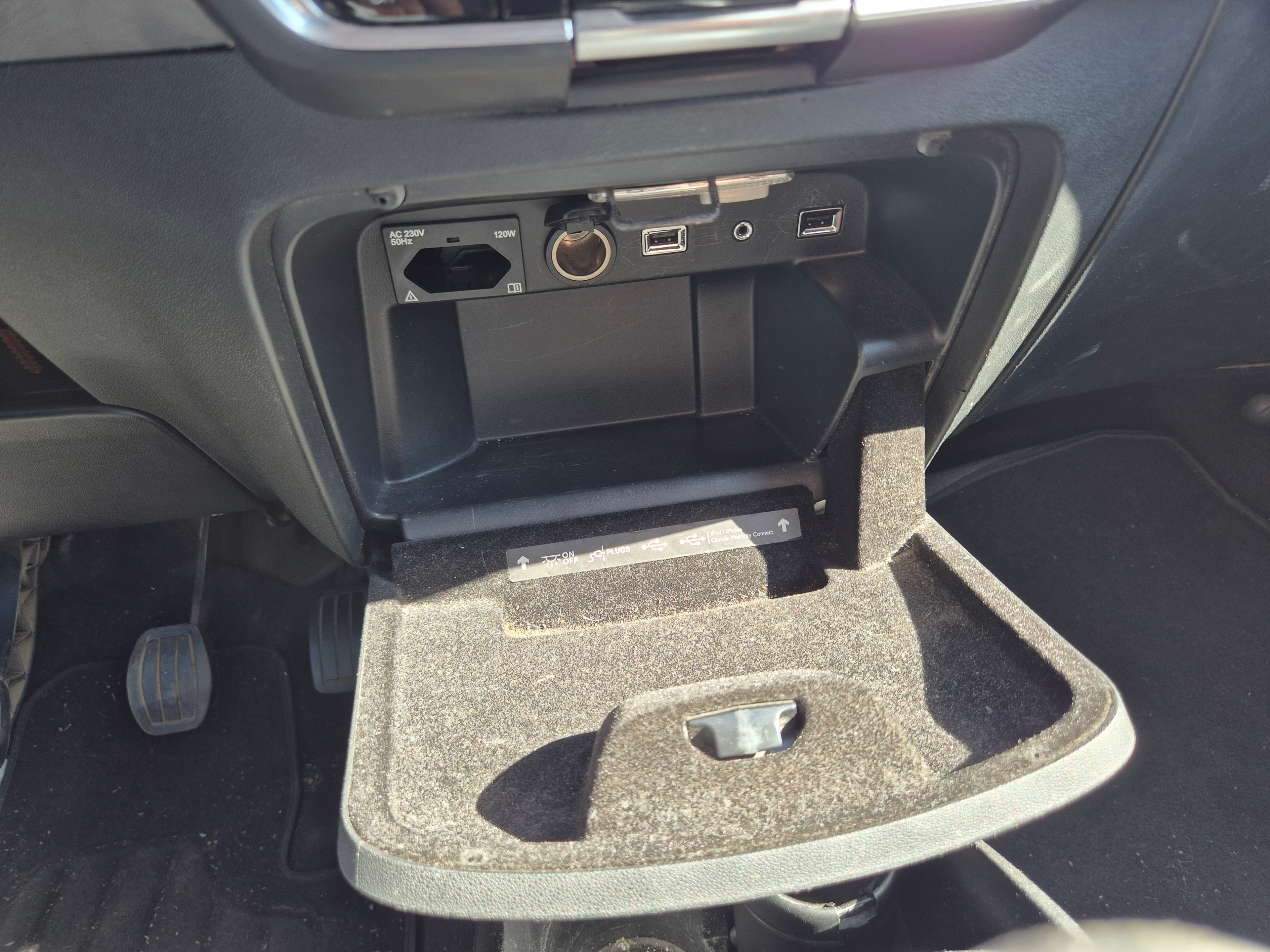 Citroën C4 Grand Picasso · Ano 2015 — imagem 44