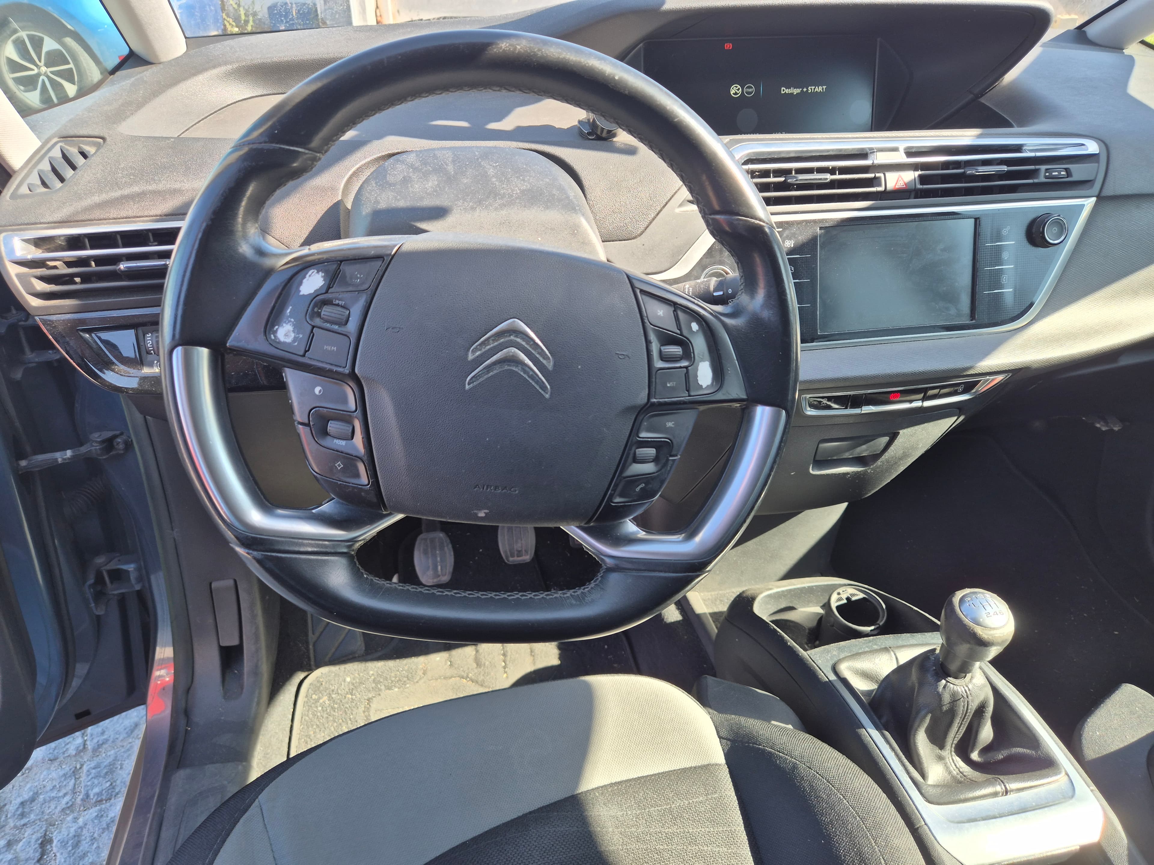 Citroën C4 Grand Picasso · Ano 2015 — imagem 29