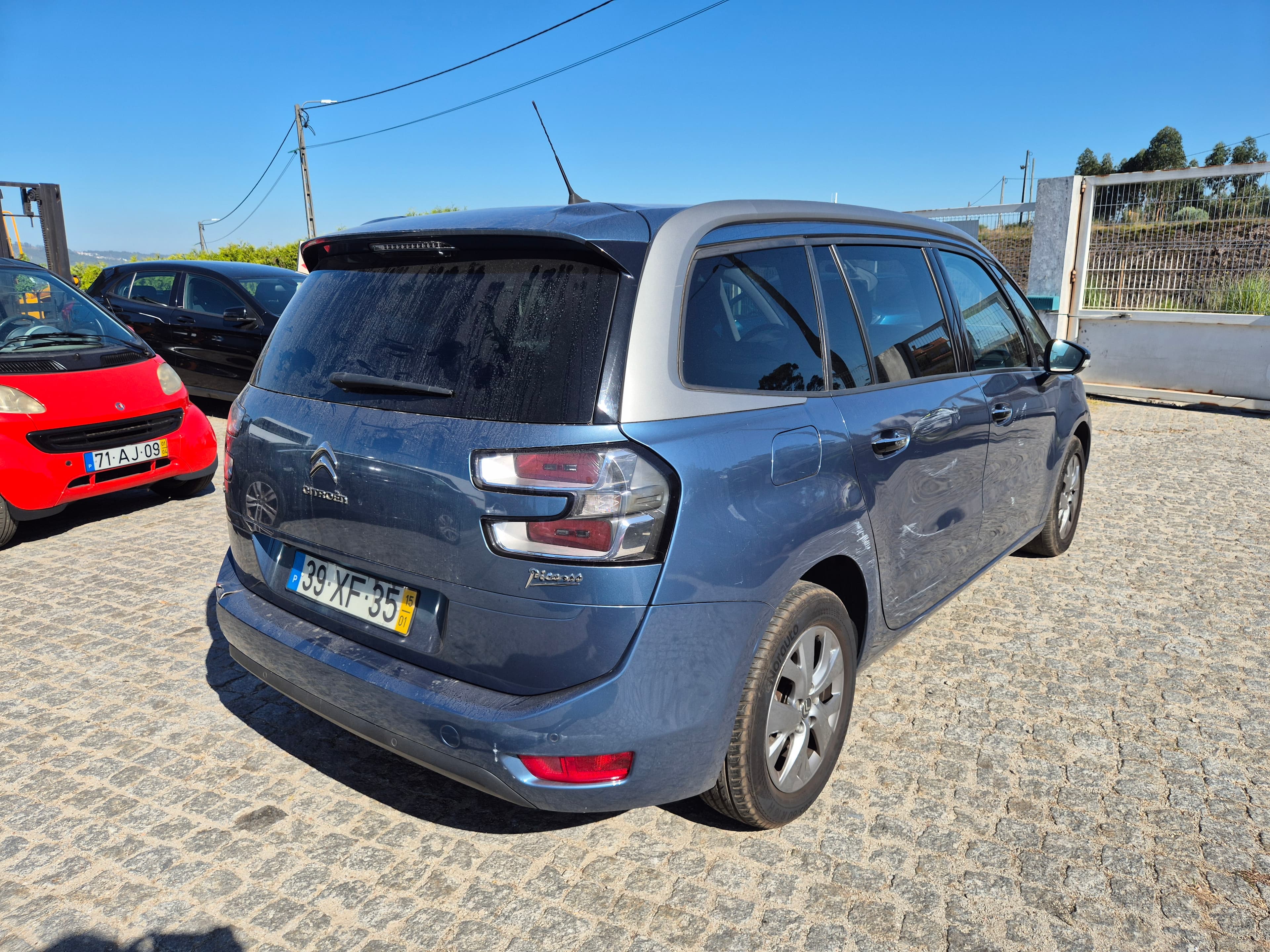 Citroën C4 Grand Picasso · Ano 2015 — imagem 4