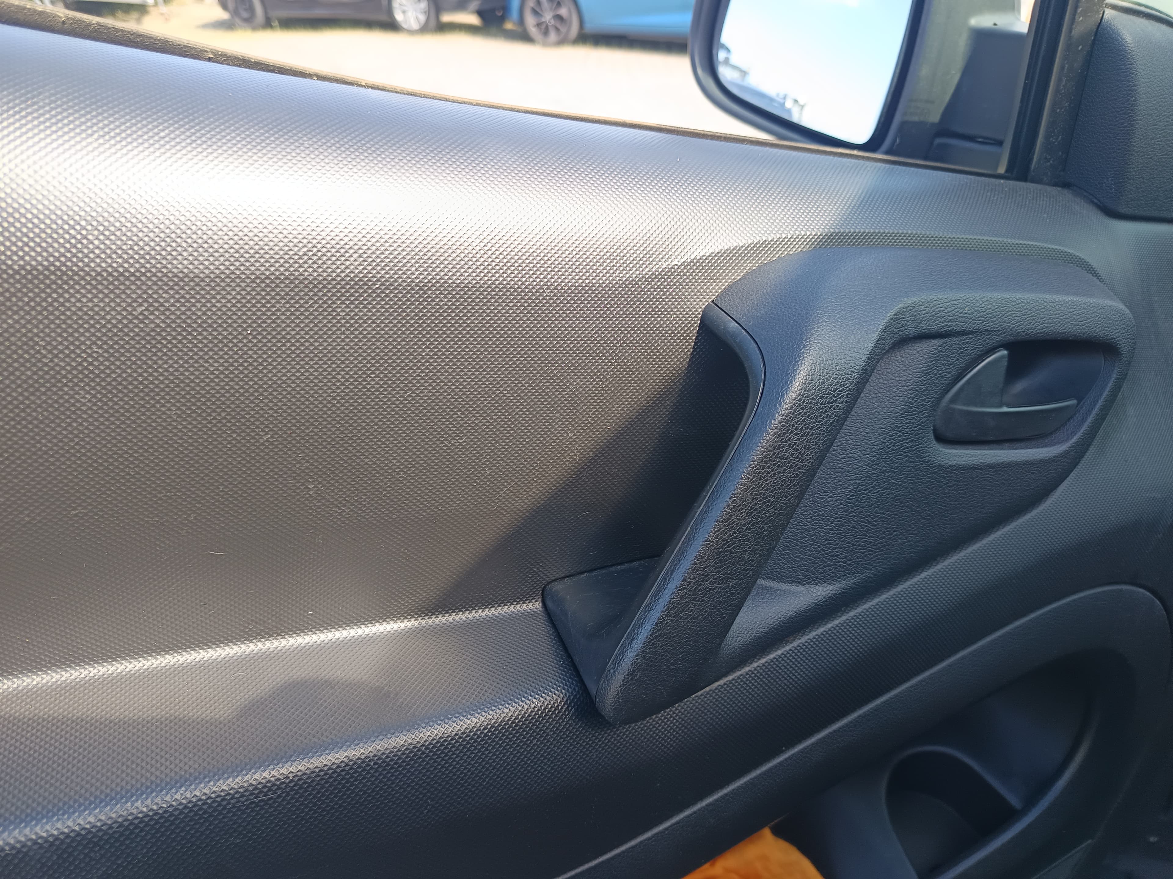 Citroën Berlingo · Ano 2013 — image 25