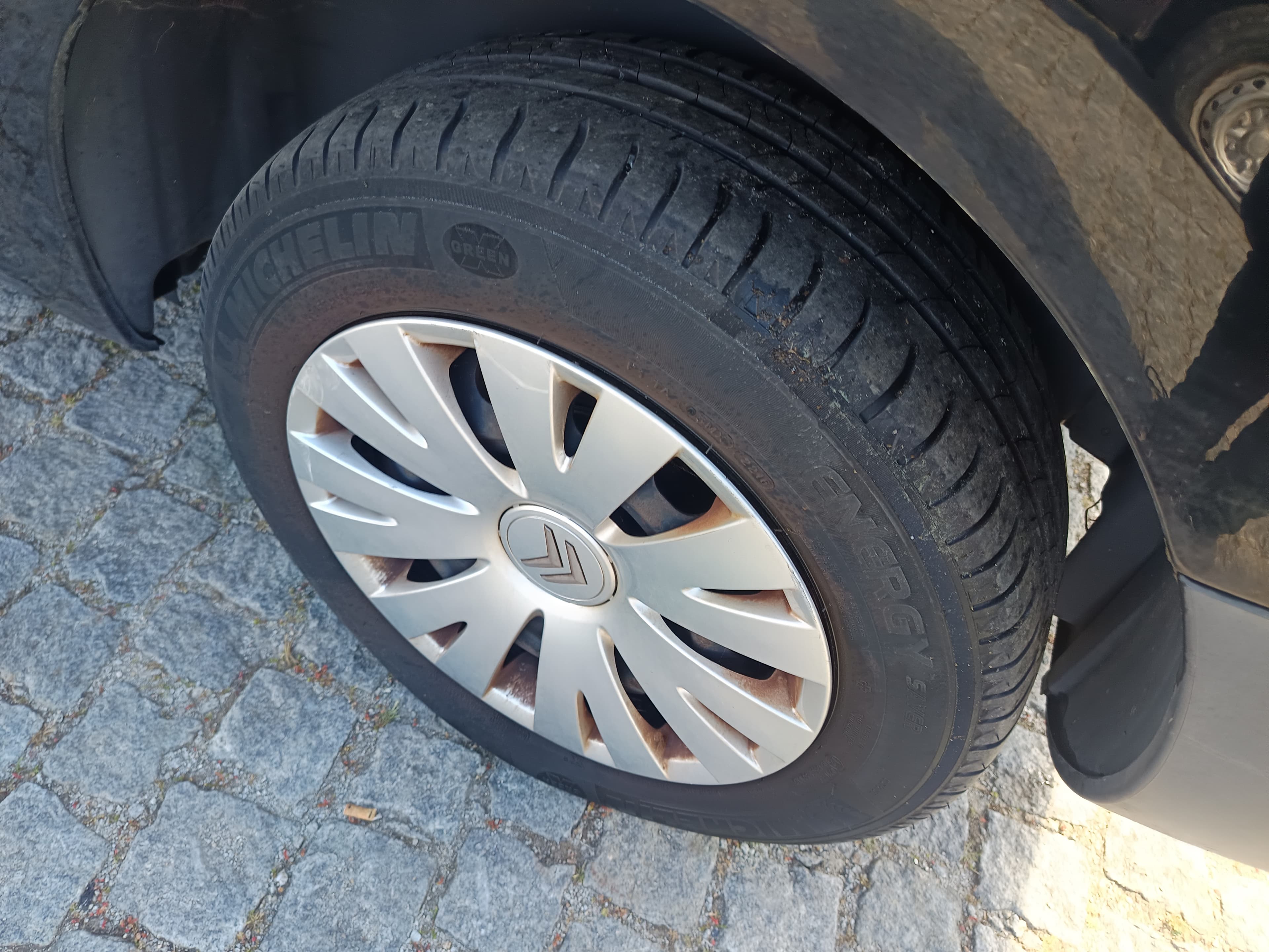 Citroën Berlingo · Ano 2013 — image 9