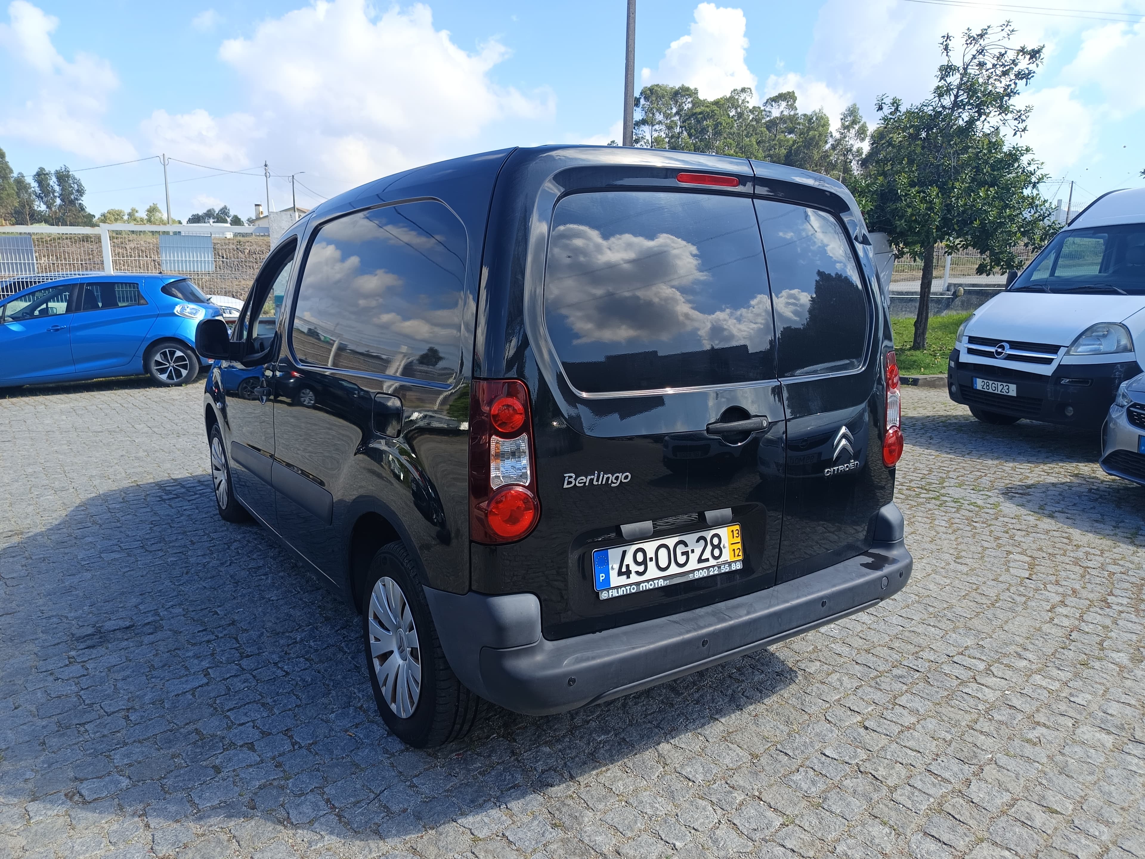 Citroën Berlingo · Ano 2013 — image 6
