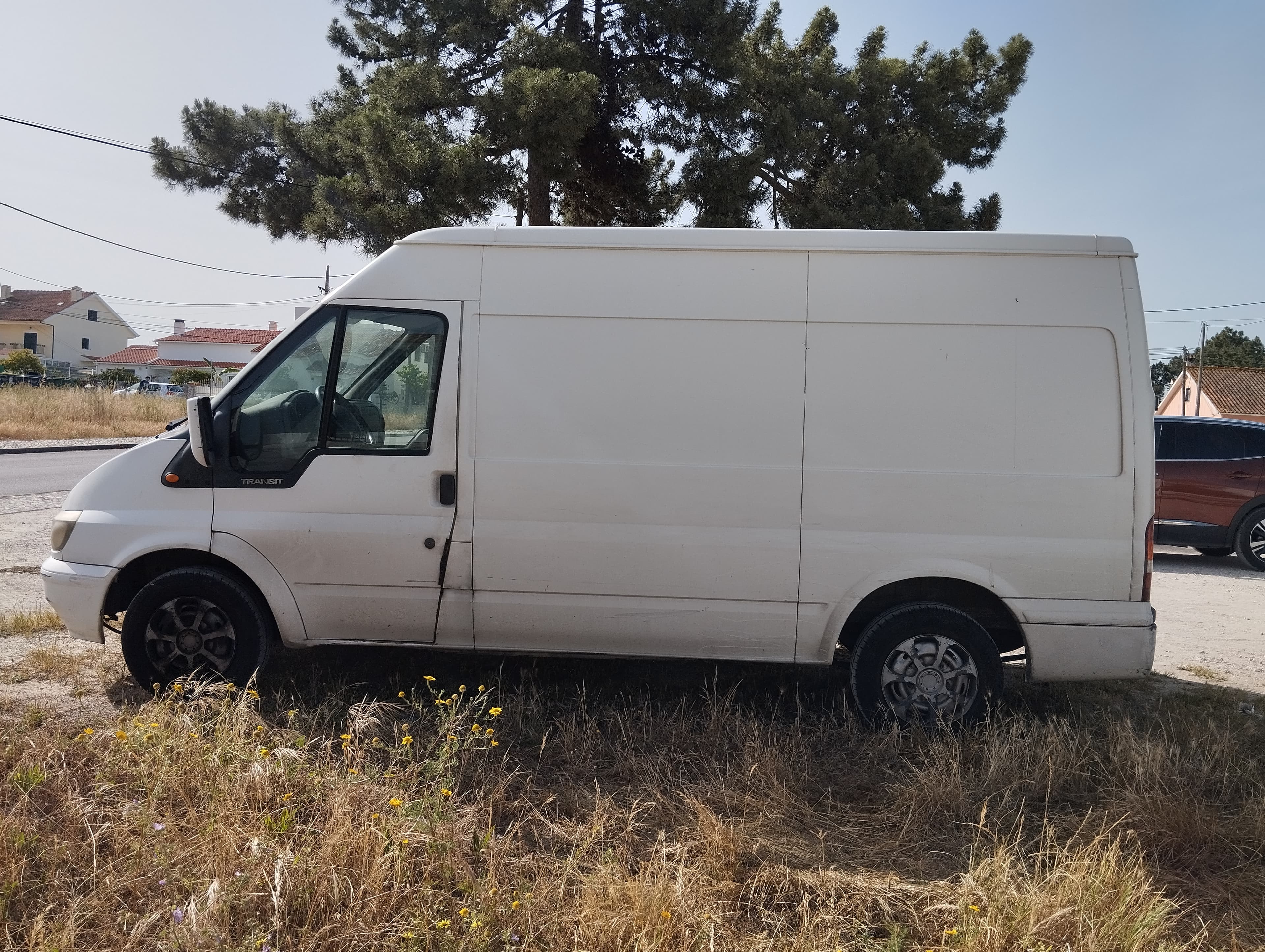 Ford Transit 2.0 · Ano 2001 — imagen 5