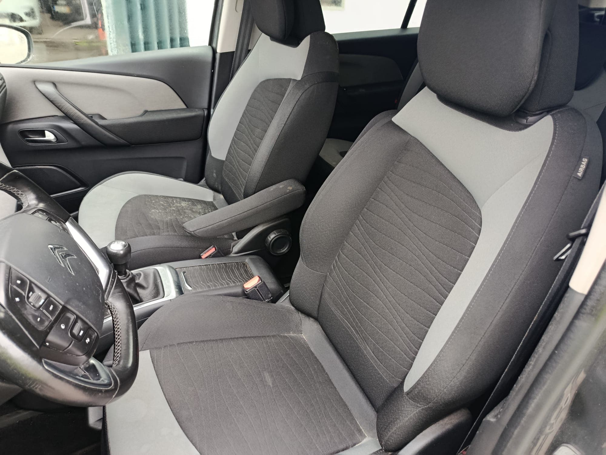 Citroën C4 · Ano 2016 — imagen 15