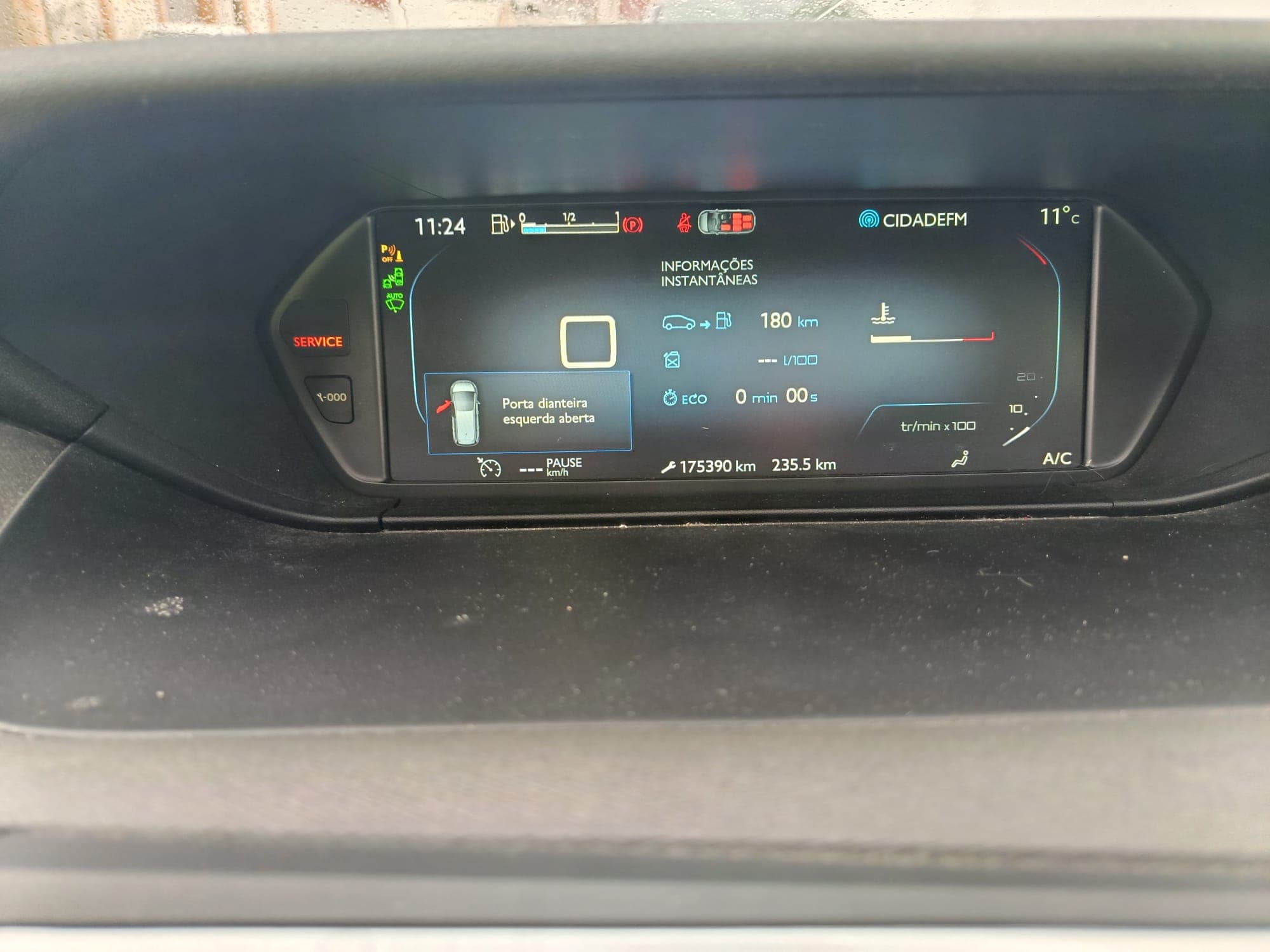 Citroën C4 · Ano 2016 — imagen 11