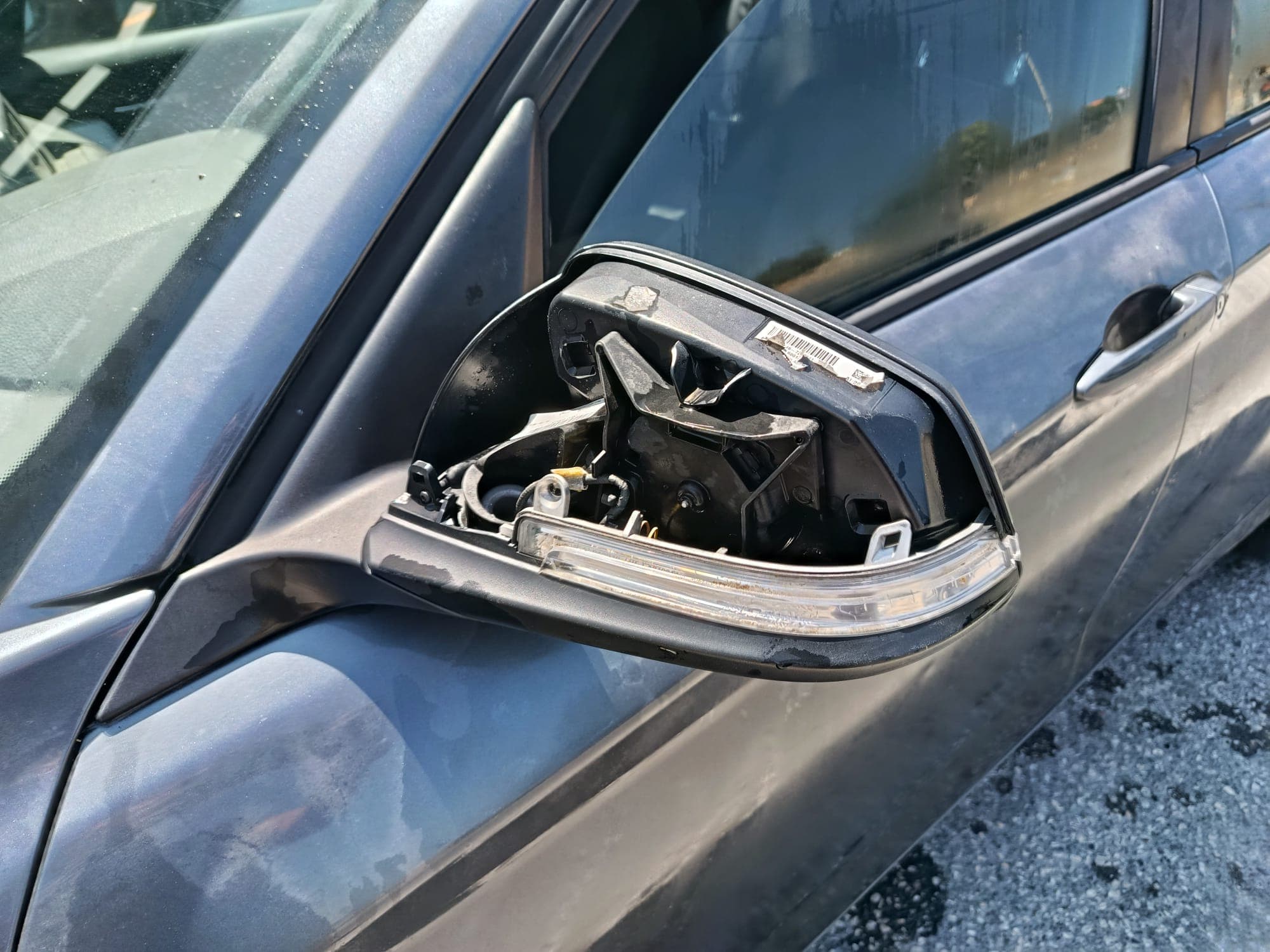 BMW 116 d · Ano 2013 — image 16