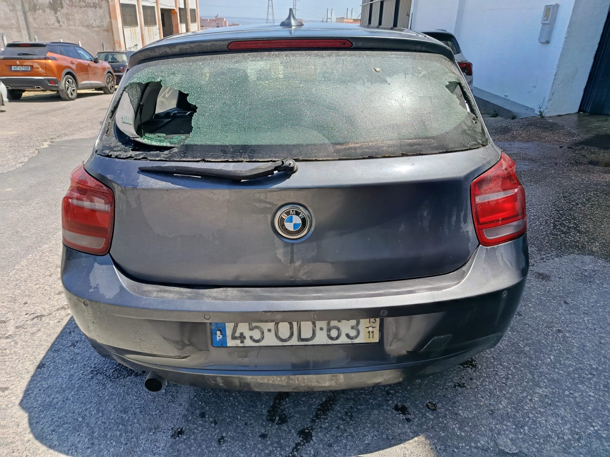 BMW 116 d · Ano 2013 — image 4