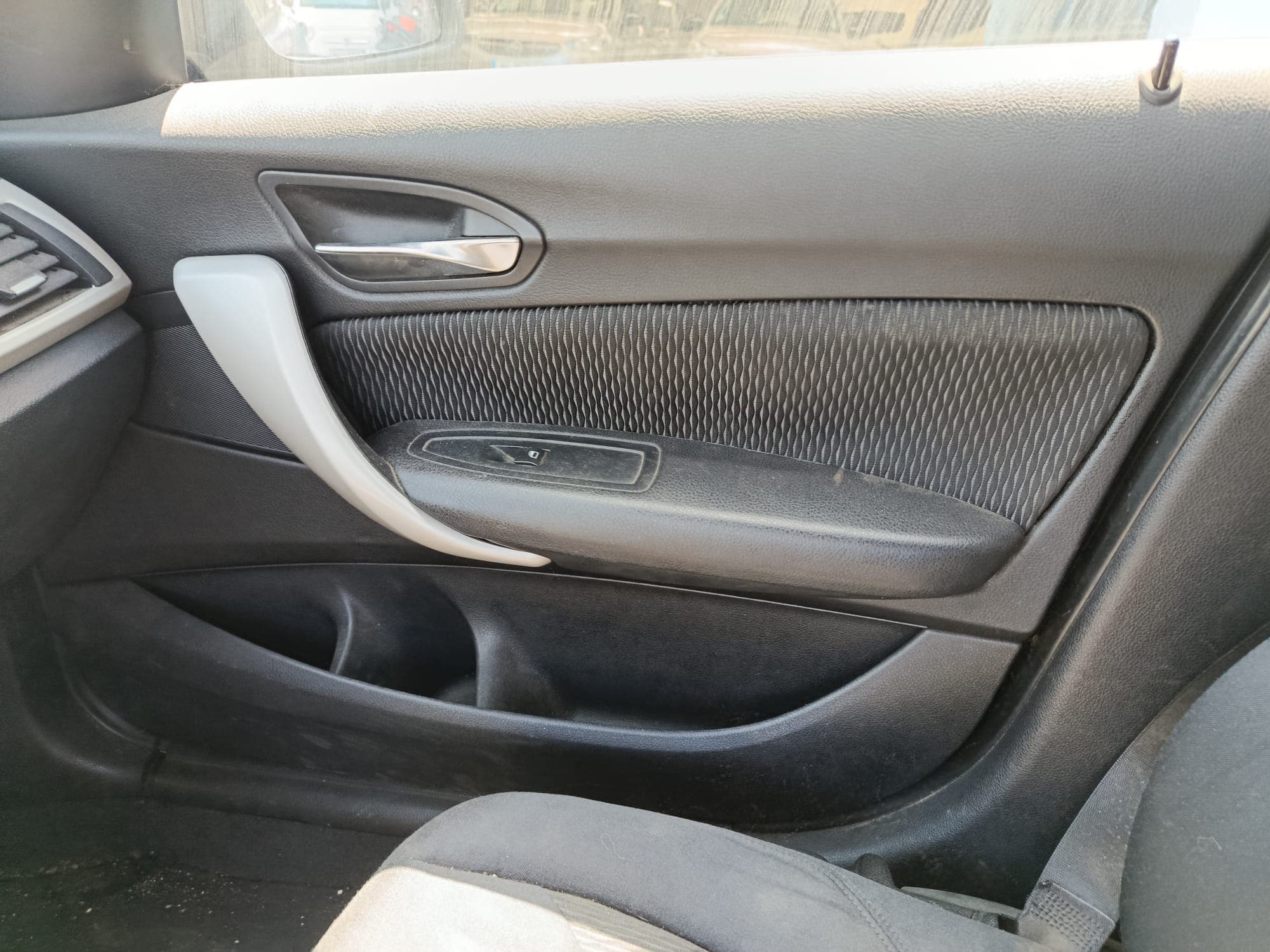 BMW 116 d · Ano 2013 — image 20