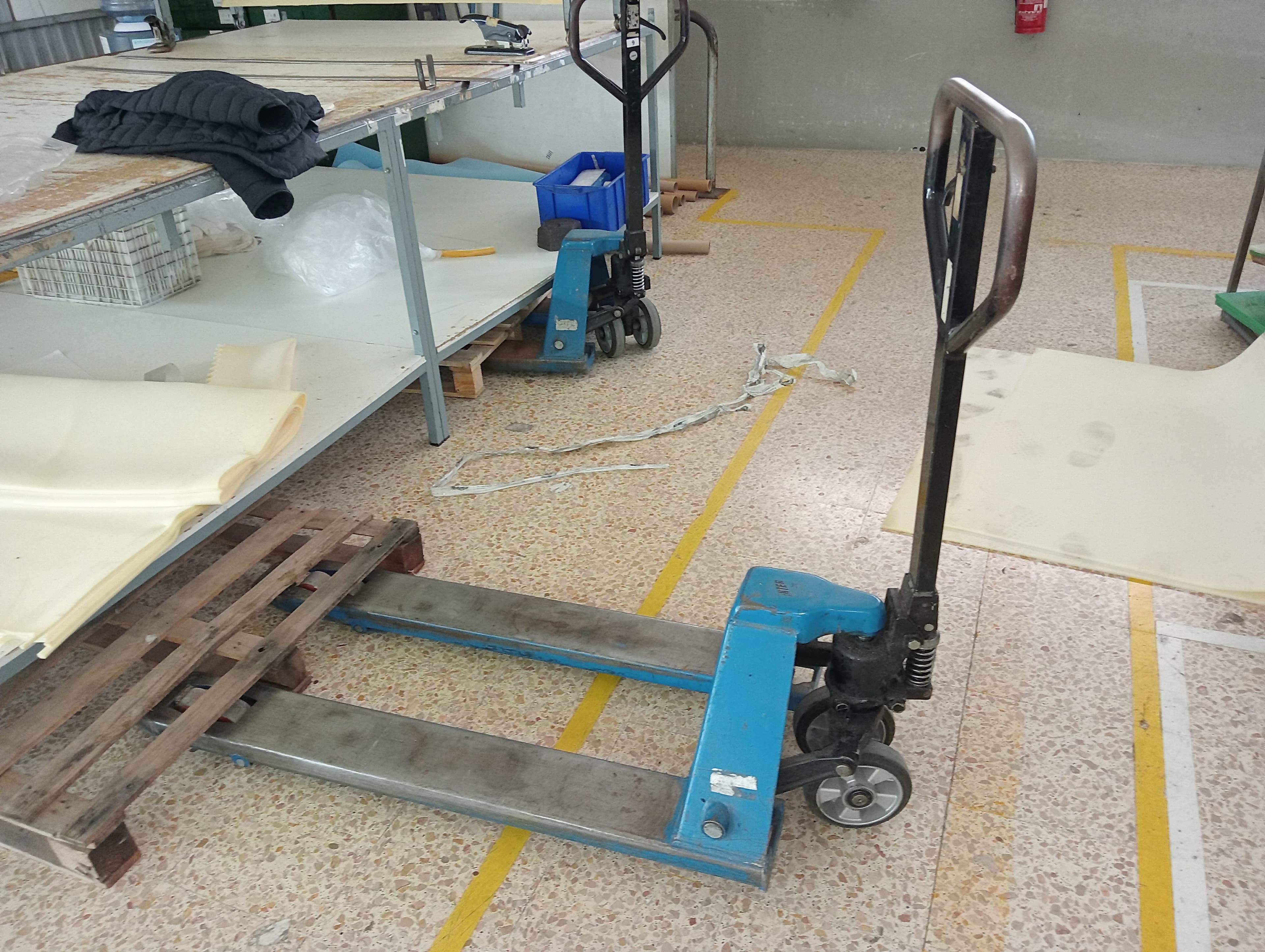 Équipements pour l'Industrie du Chaussure — image 223