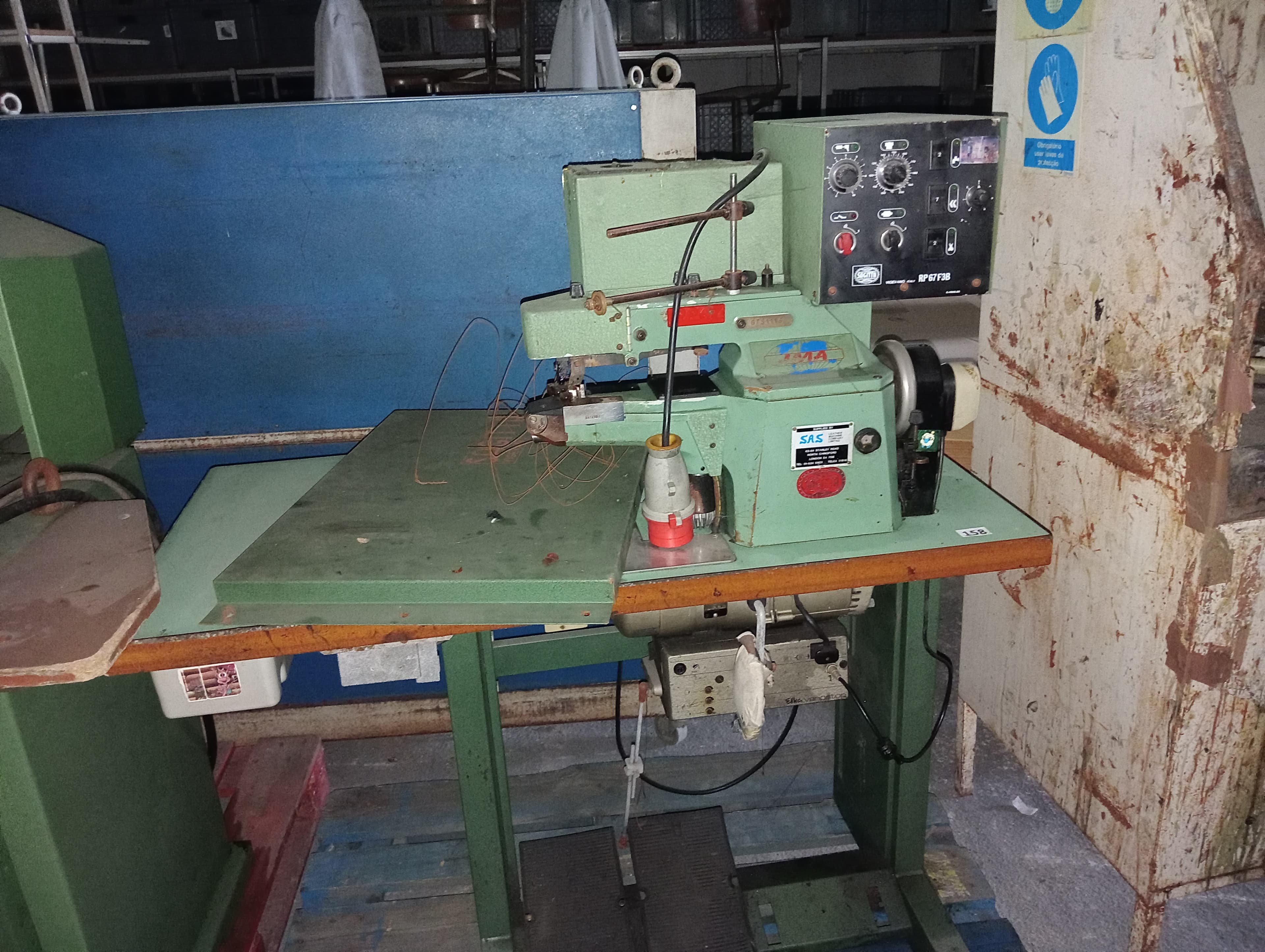 Équipements pour l'Industrie du Chaussure — image 38
