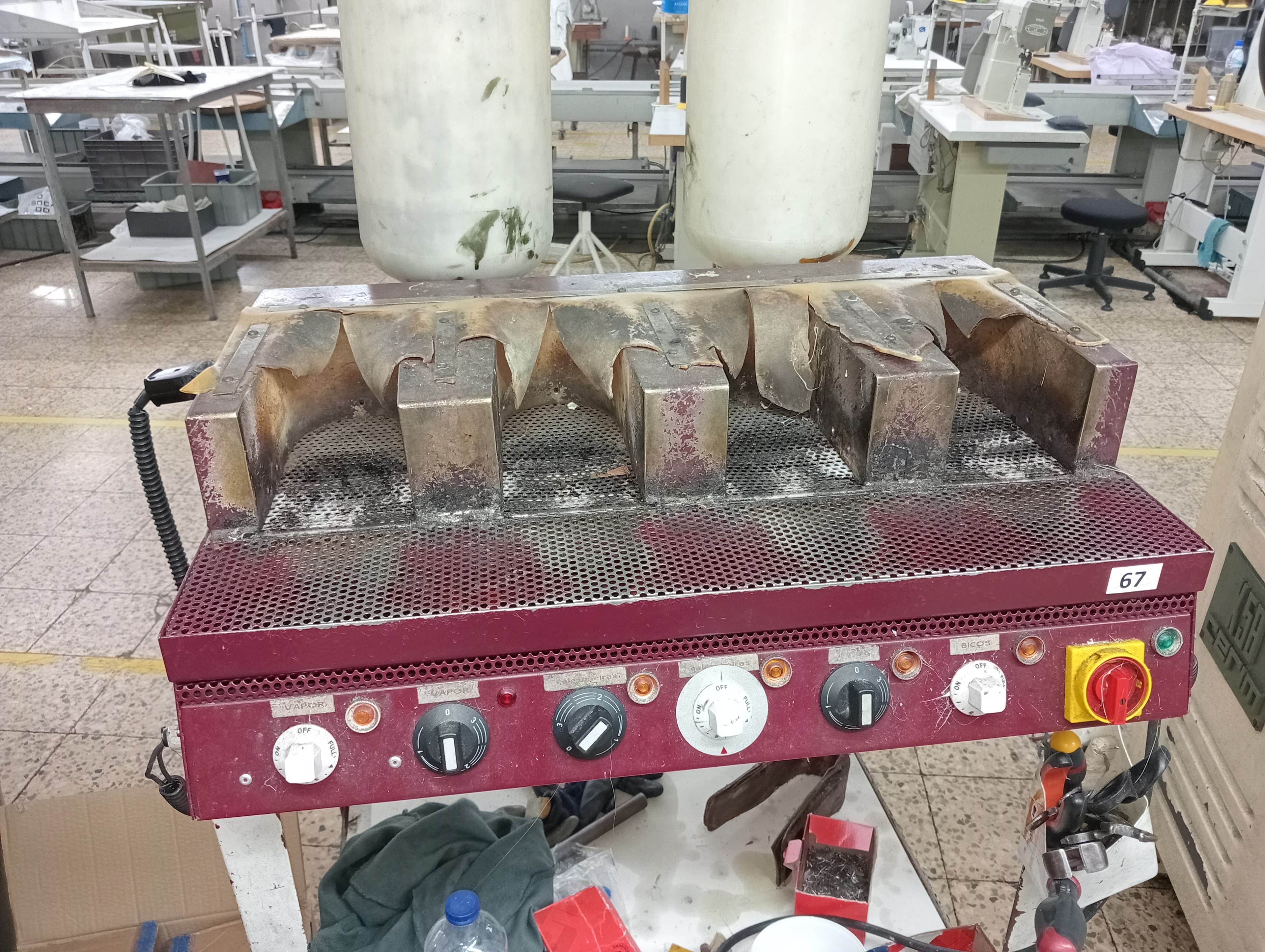 Équipements pour l'Industrie du Chaussure — image 135