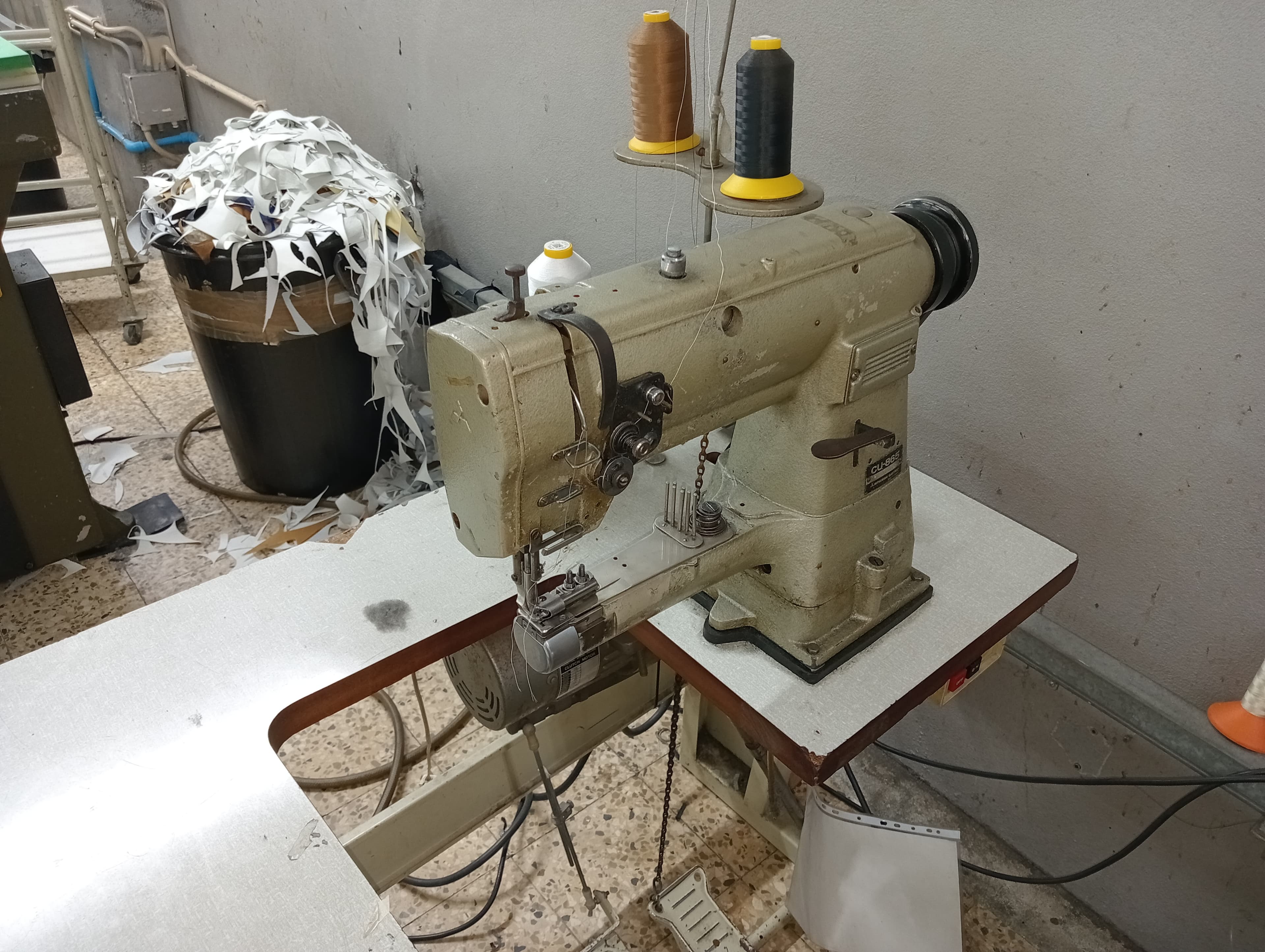 Équipements pour l'Industrie du Chaussure — image 204