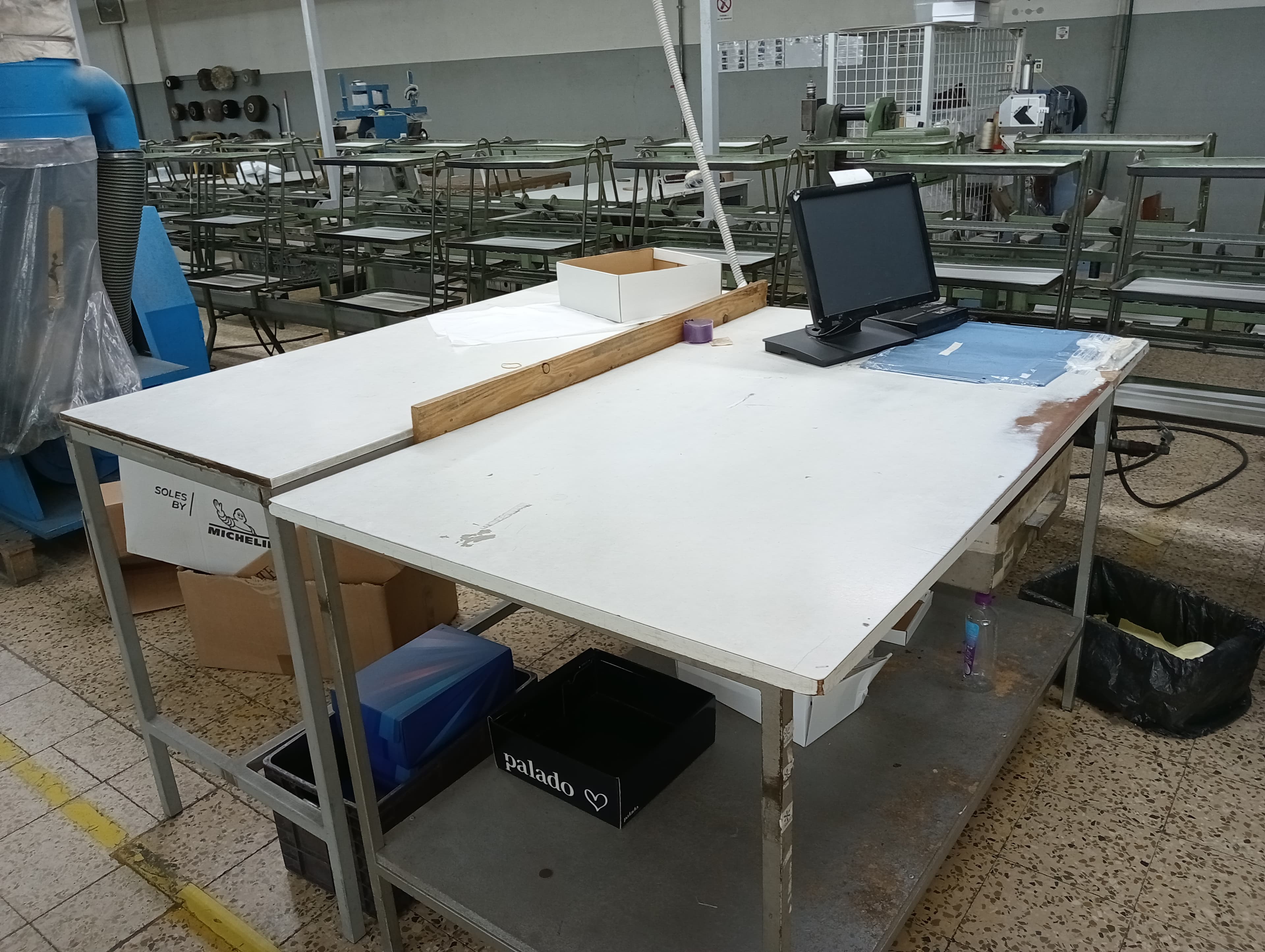 Équipements pour l'Industrie du Chaussure — image 170