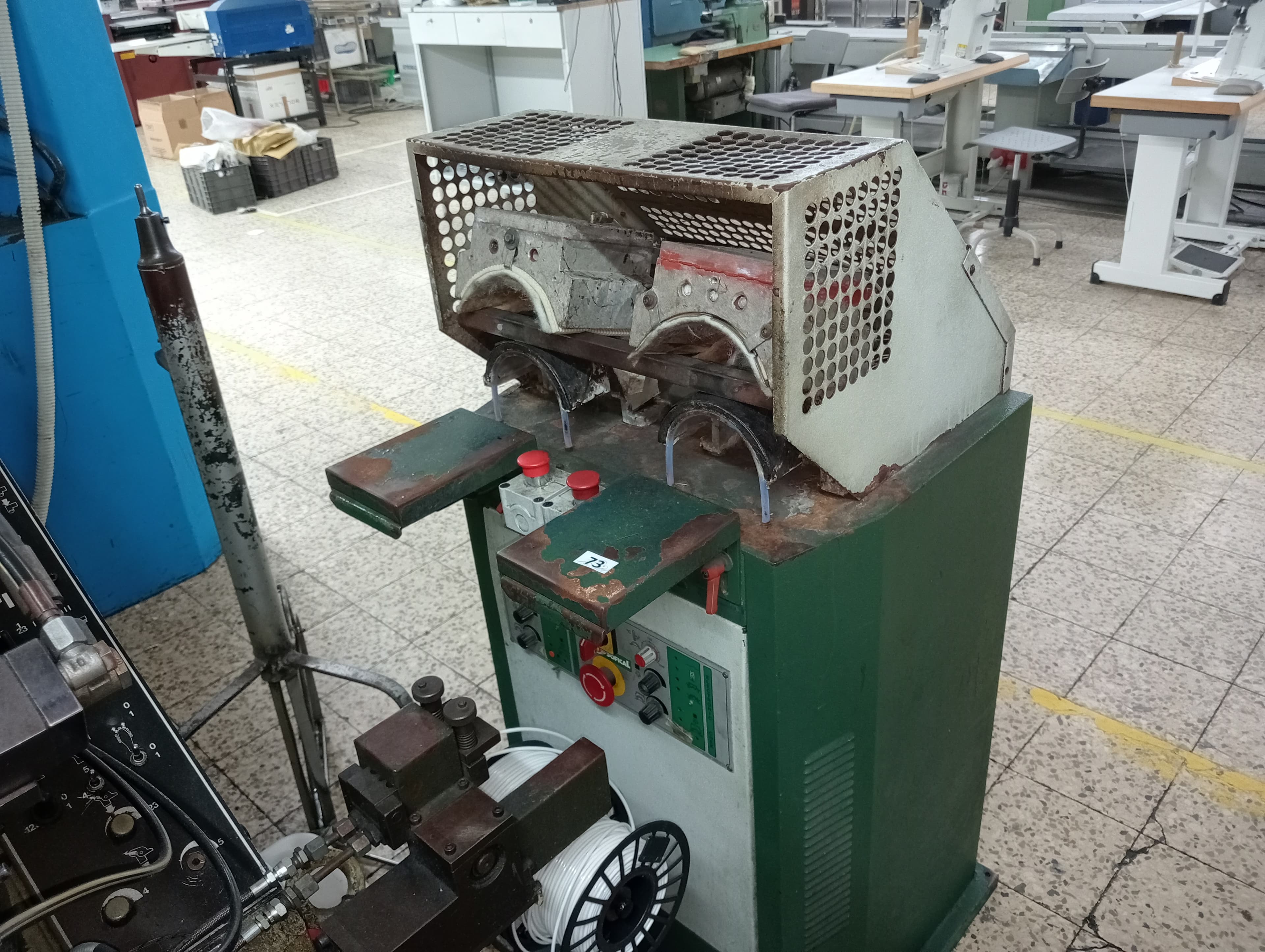 Équipements pour l'Industrie du Chaussure — image 127