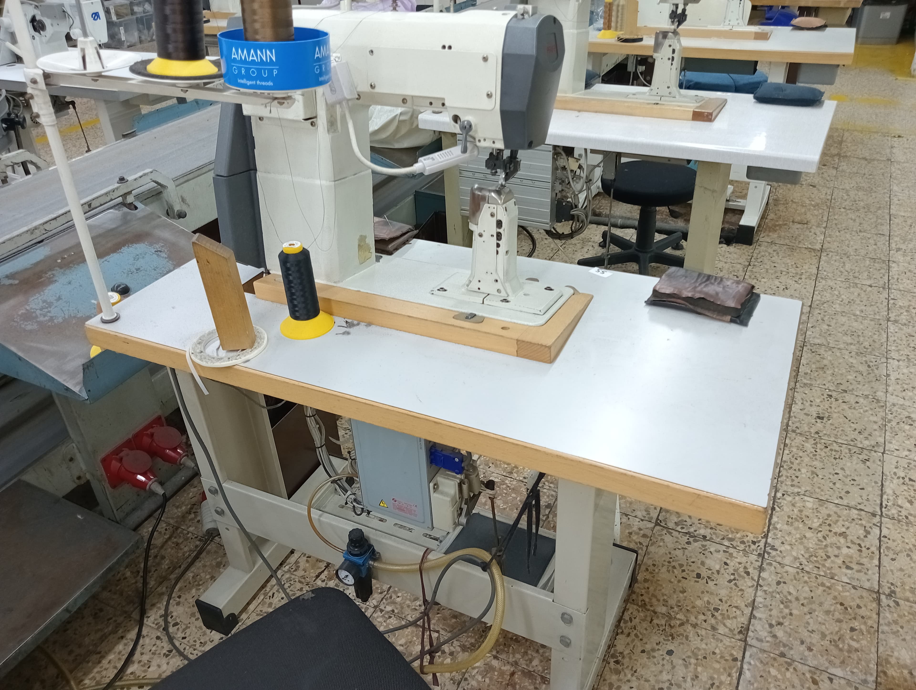 Équipements pour l'Industrie du Chaussure — image 152