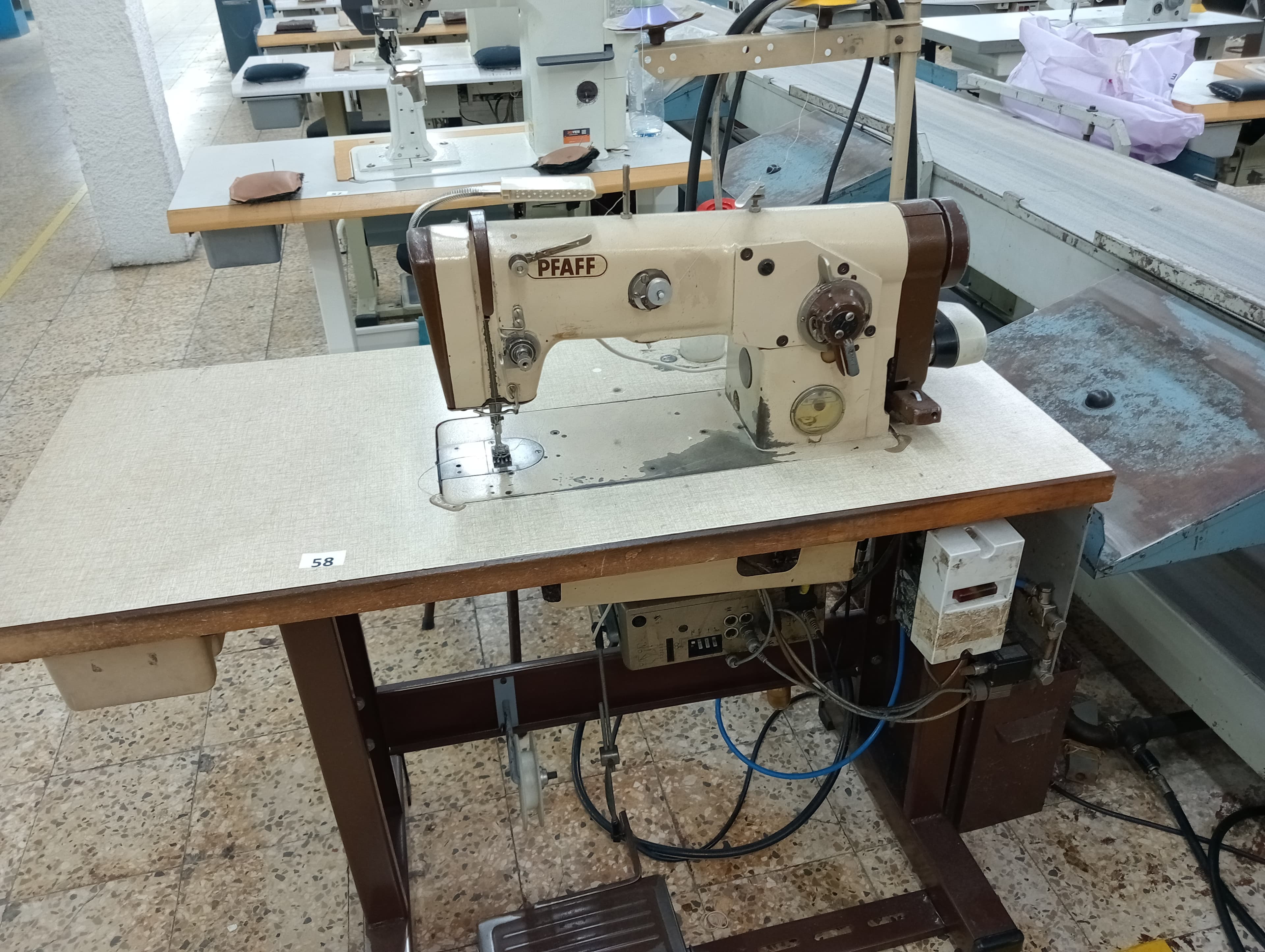 Équipements pour l'Industrie du Chaussure — image 156