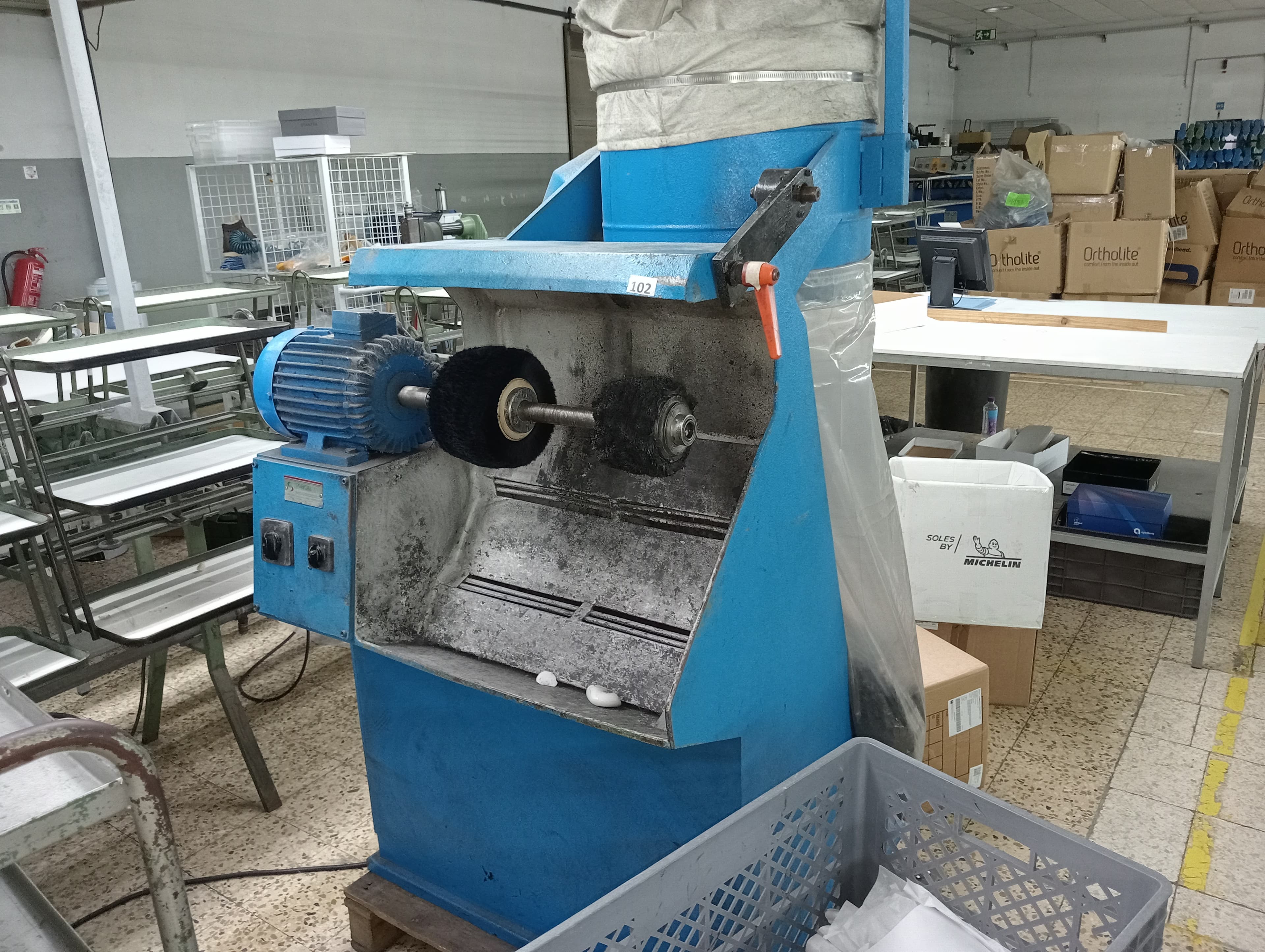 Équipements pour l'Industrie du Chaussure — image 100