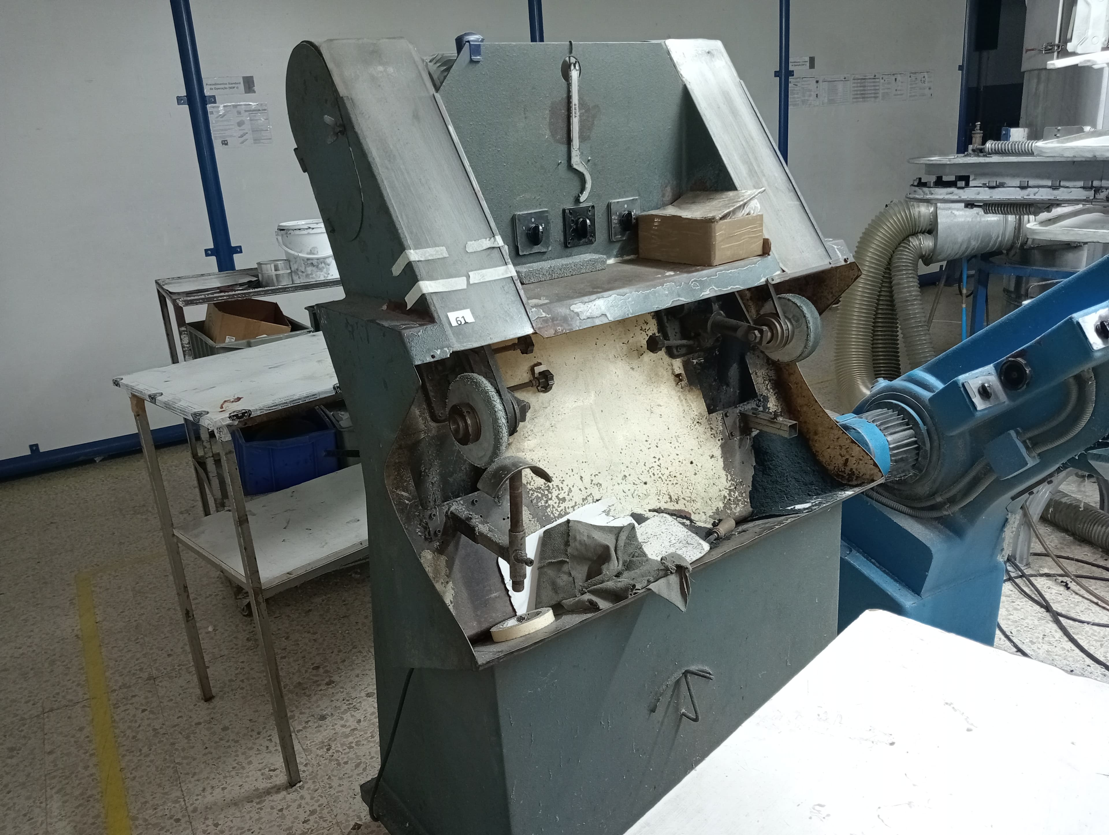 Équipements pour l'Industrie du Chaussure — image 136