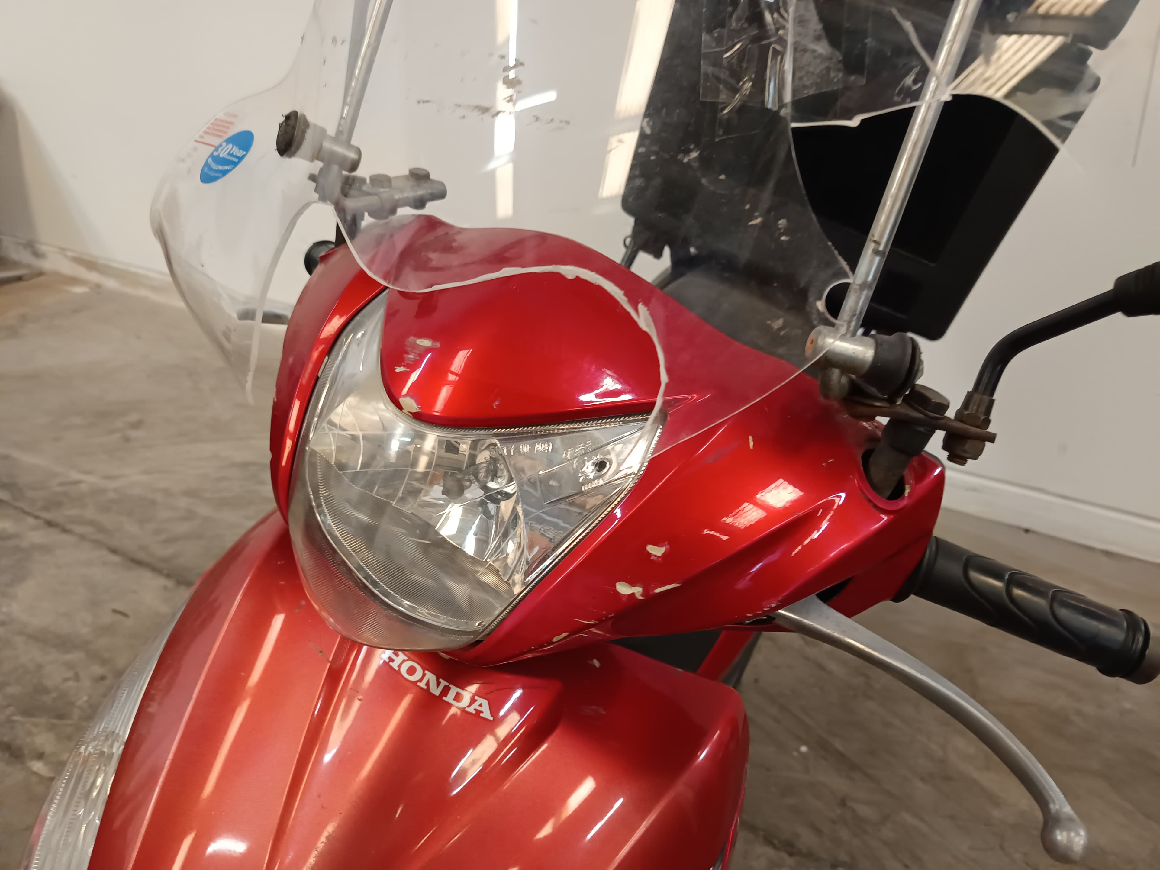 Honda Vision · Année 2012 — image 6