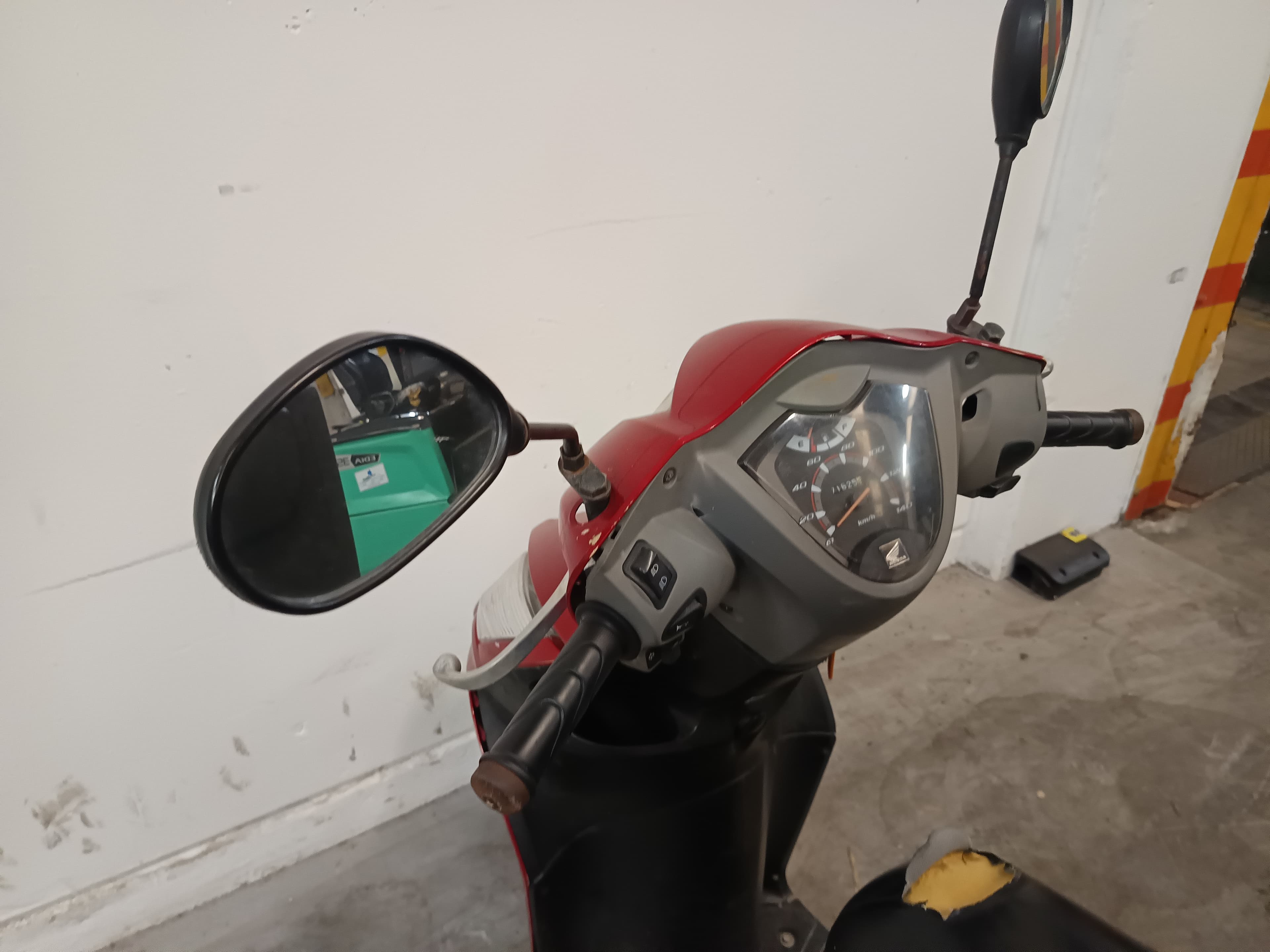 Honda Vision · Year 2012 — image 10