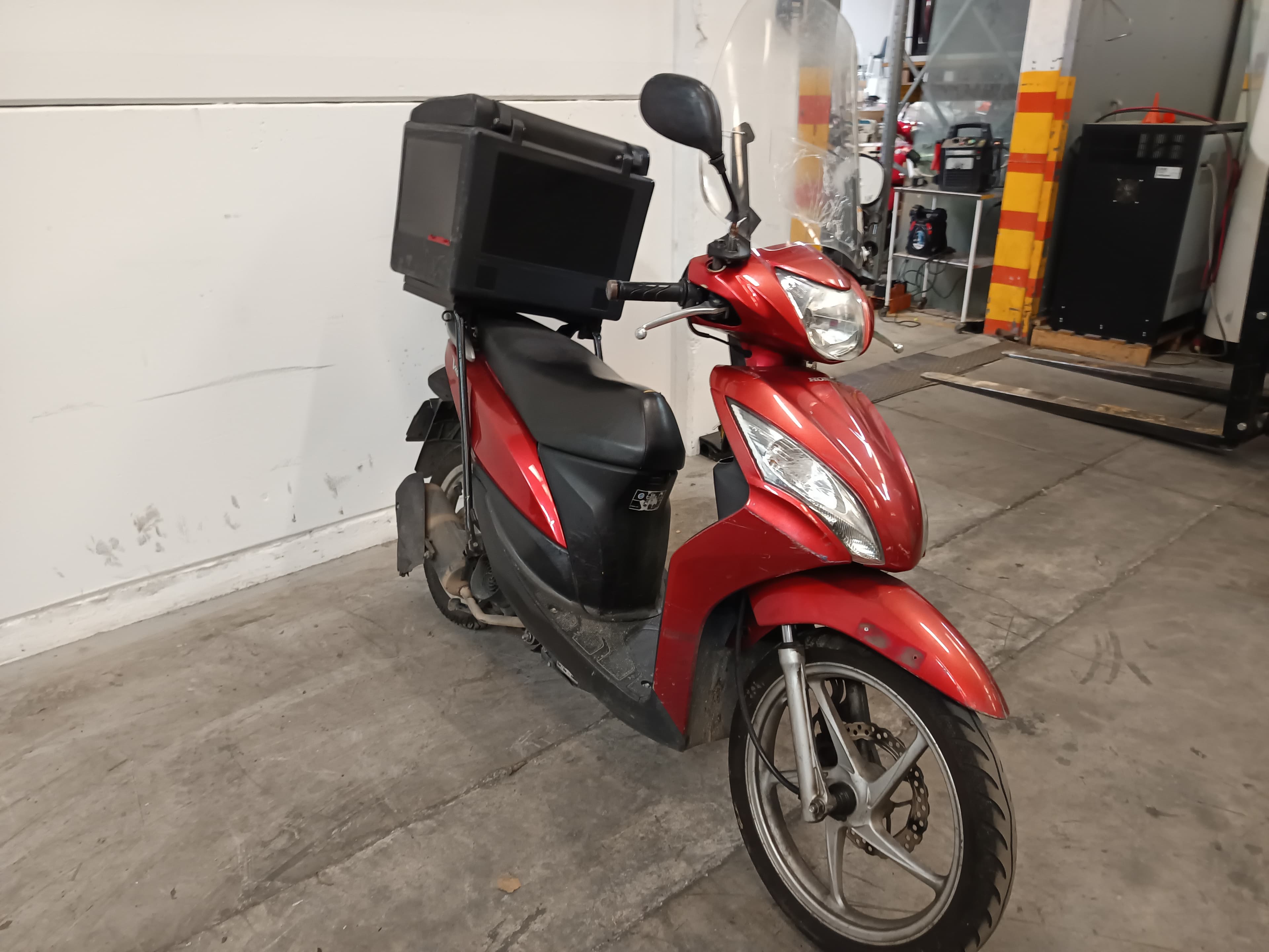 Honda Vision · Año 2013 — imagen 2