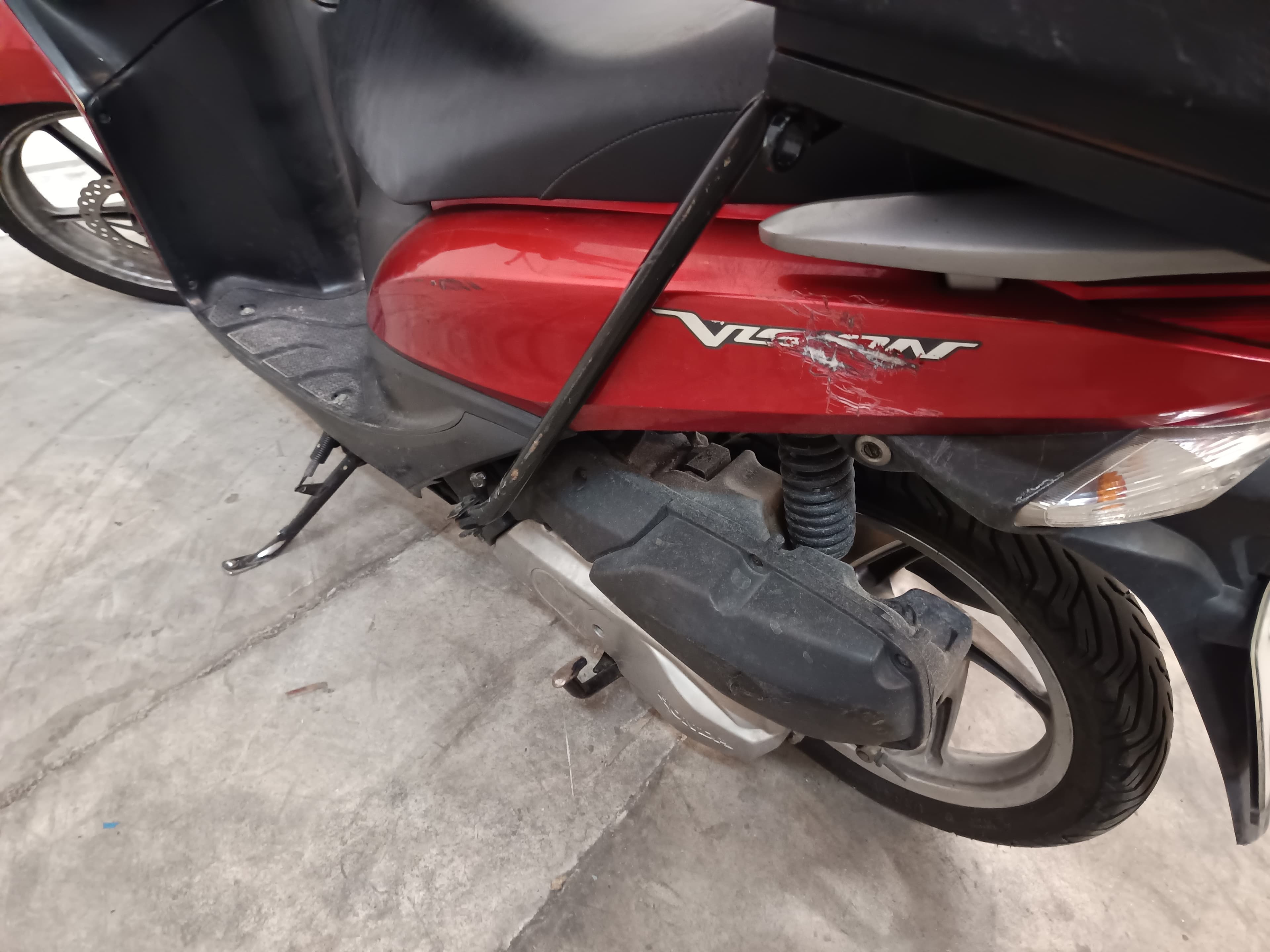 Honda Vision · Año 2013 — imagen 9