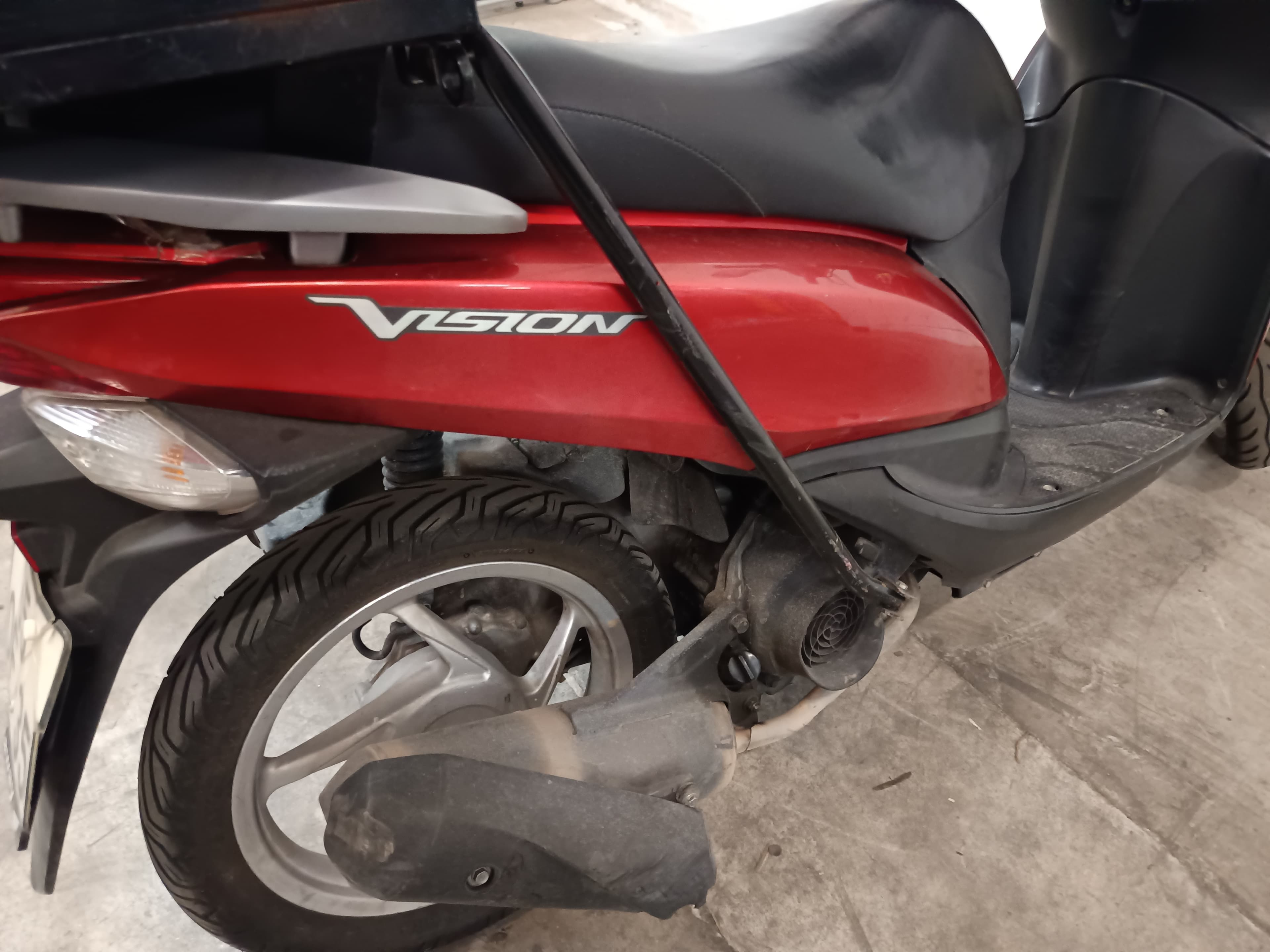 Honda Vision · Año 2013 — imagen 8
