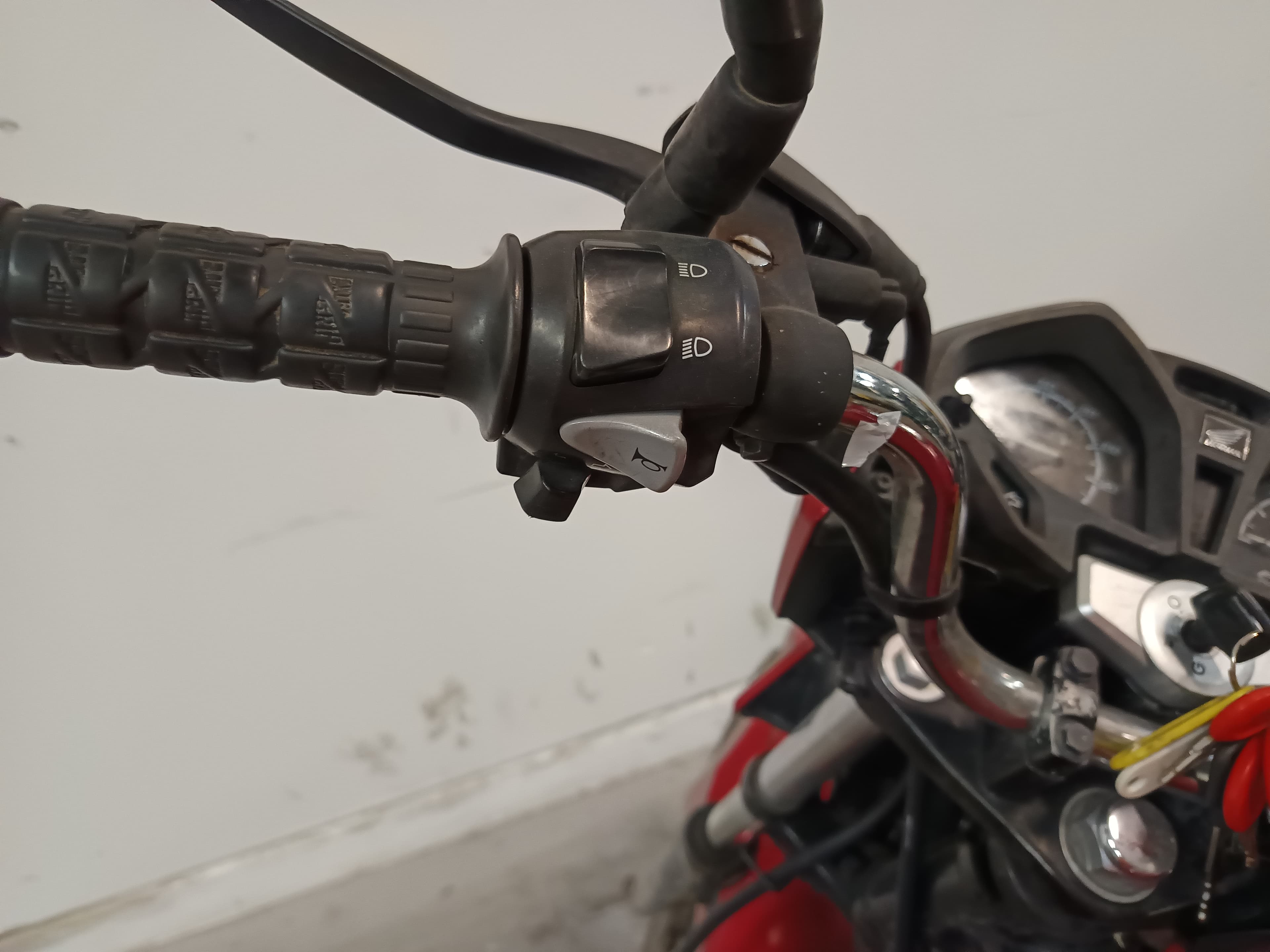 Honda CBF 125 · Ano 2015 — imagem 11