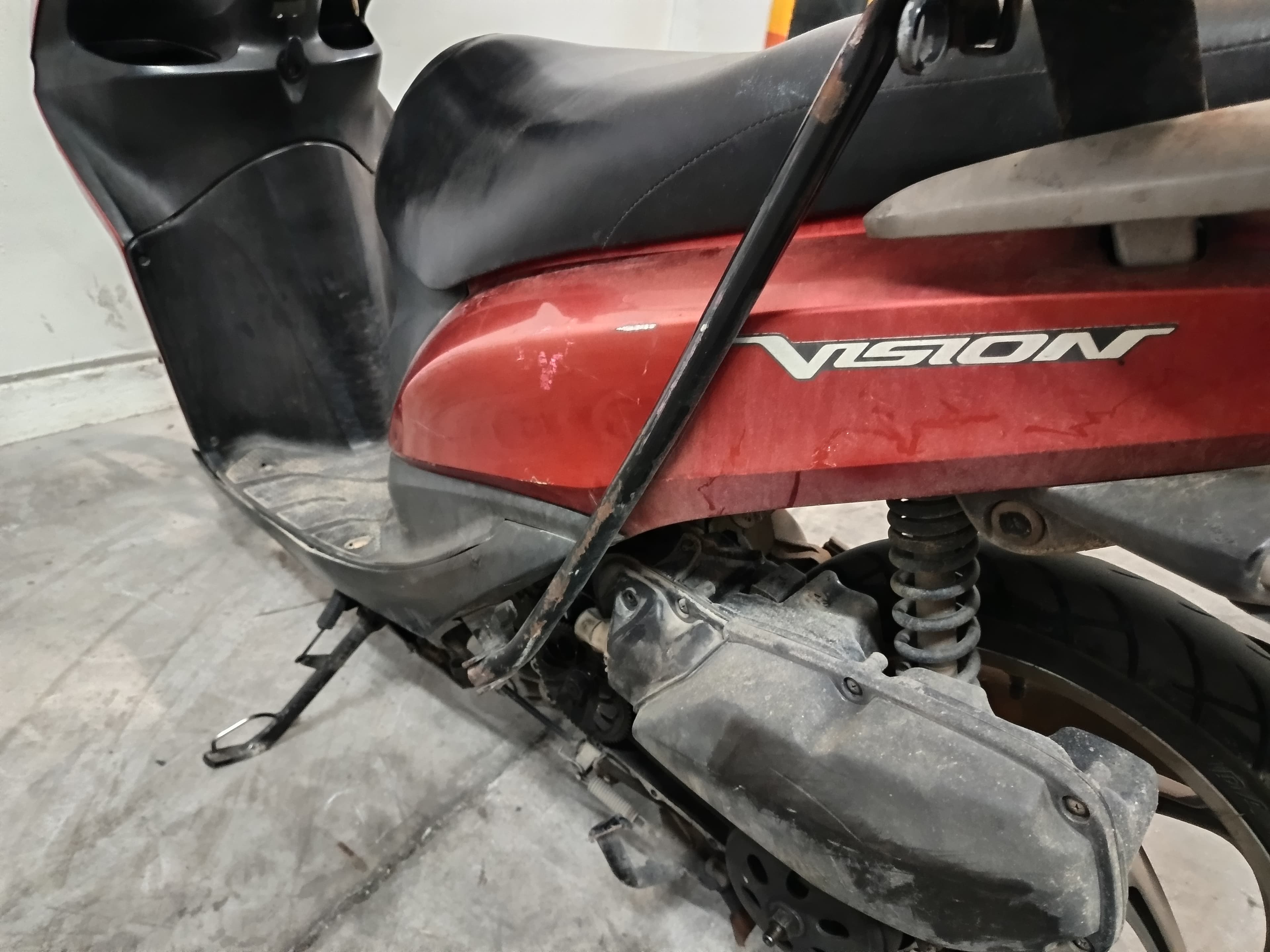 Honda Vision · Año 2013 — imagen 9
