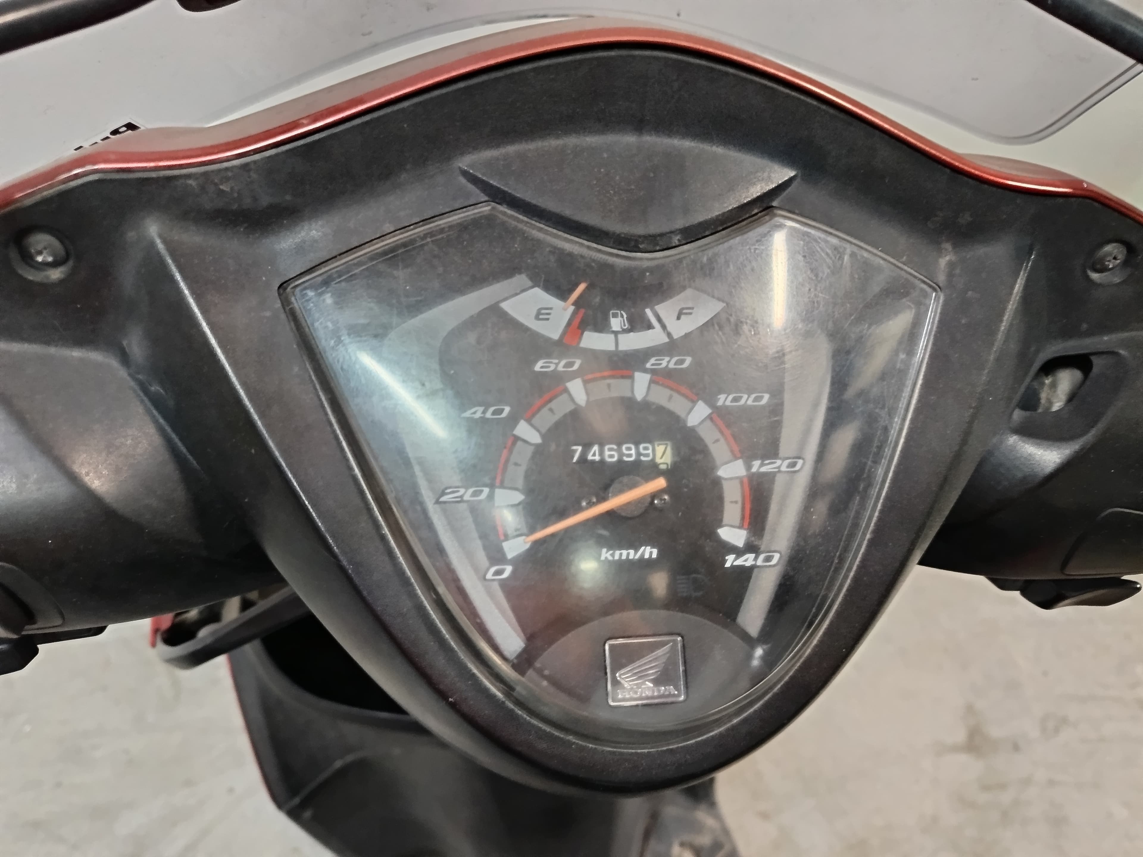 Honda Vision · Año 2013 — imagen 13