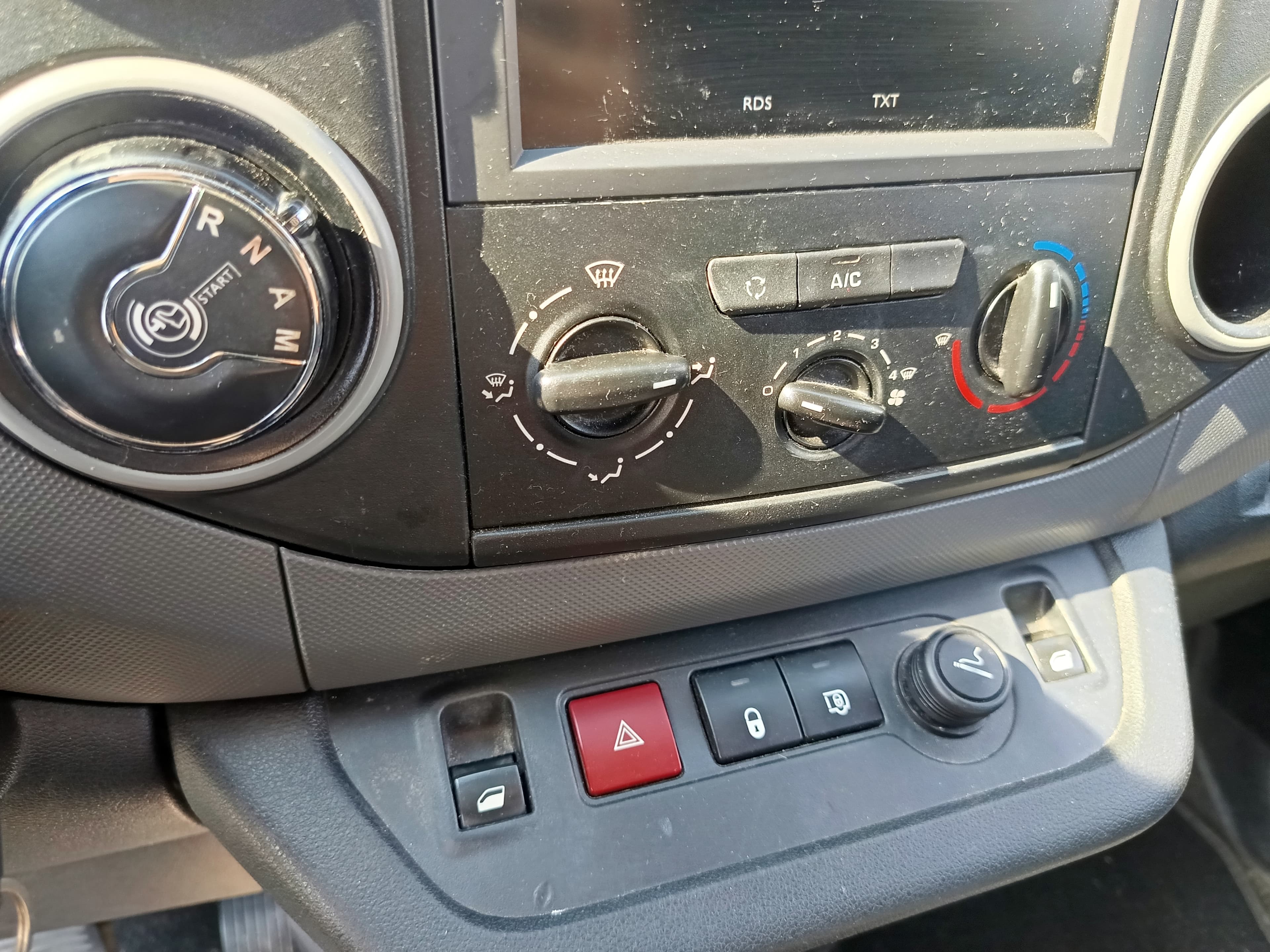 Citroën Berlingo · Ano 2018 — imagem 31