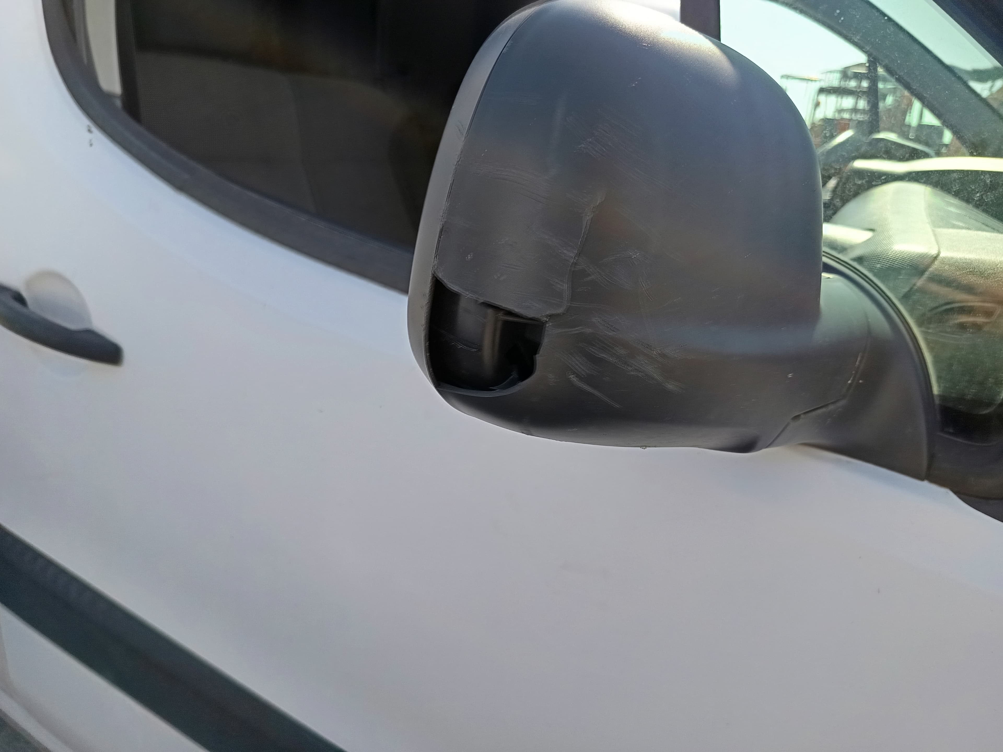 Citroën Berlingo · Ano 2018 — imagem 11