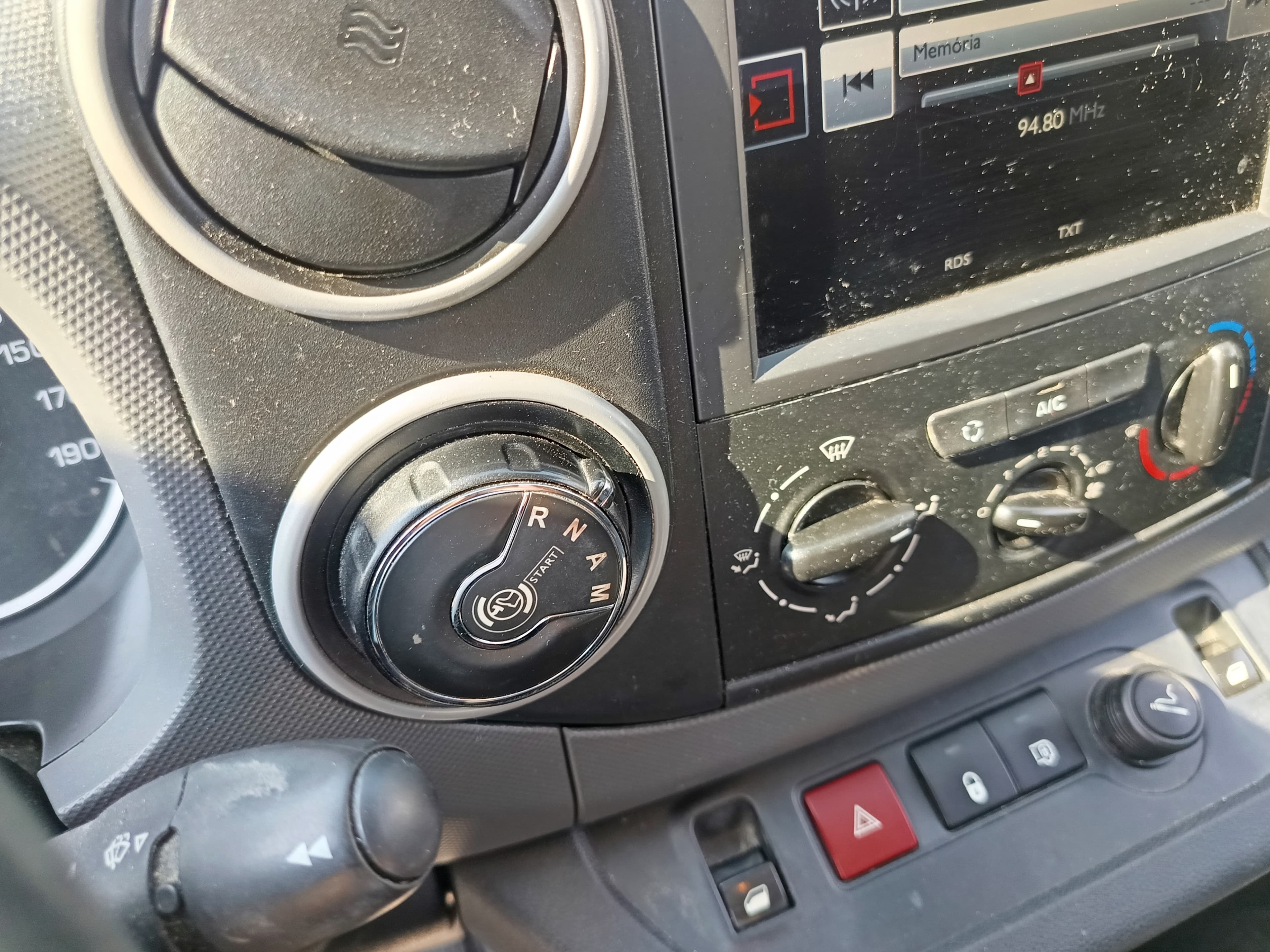 Citroën Berlingo · Ano 2018 — imagem 33