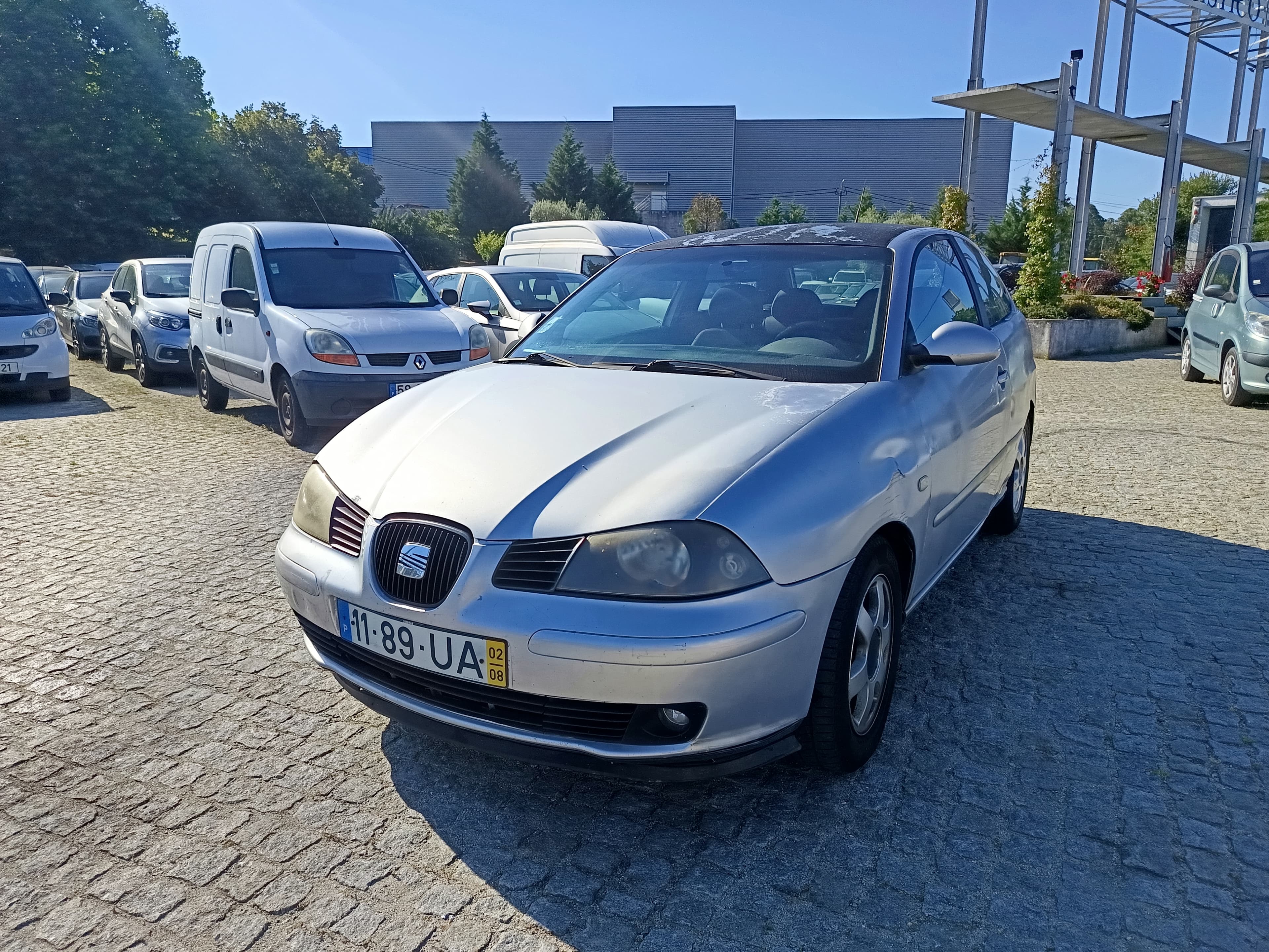 Seat Ibiza · Ano 2002 — image 1
