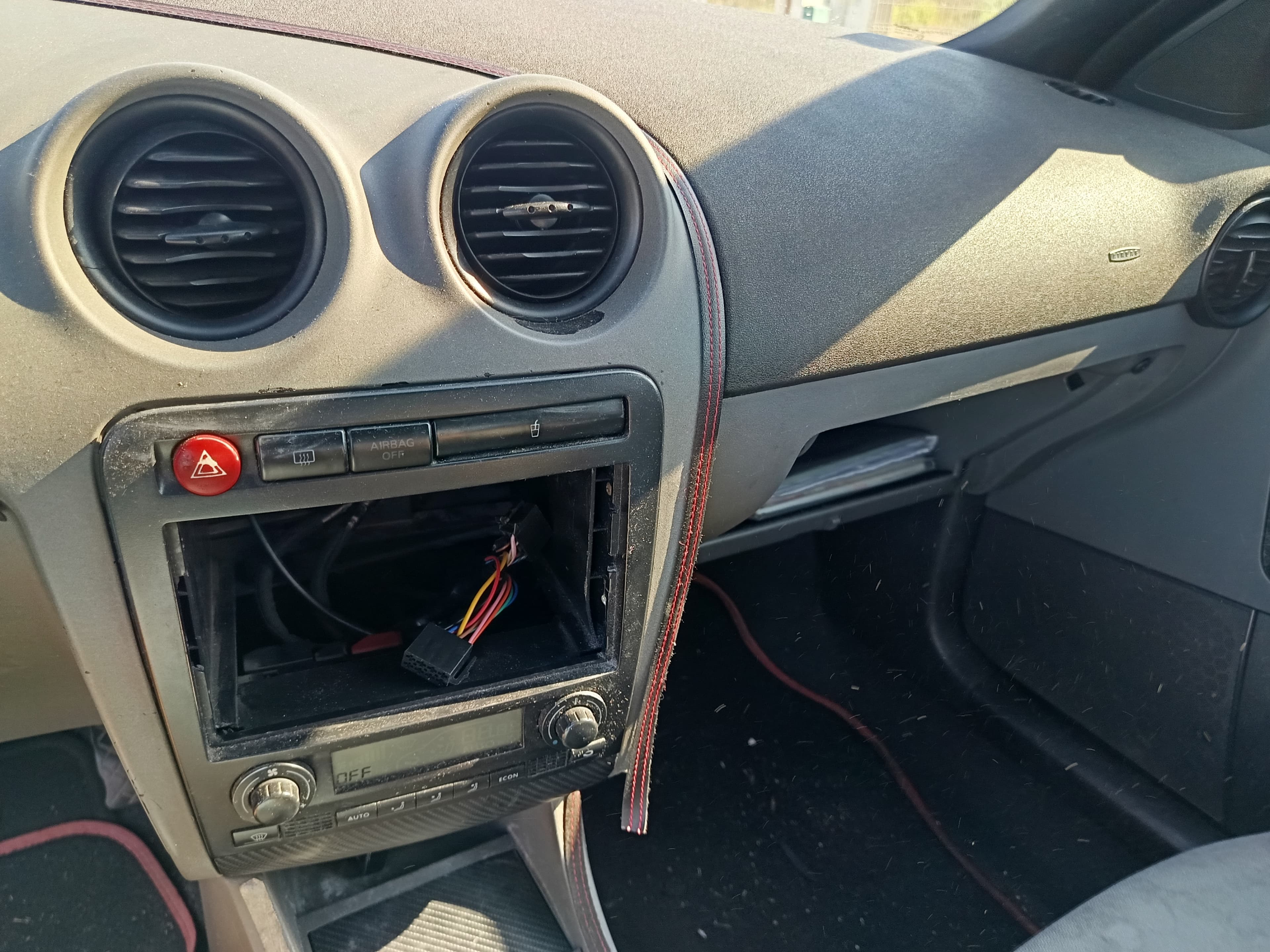 Seat Ibiza · Ano 2002 — image 43