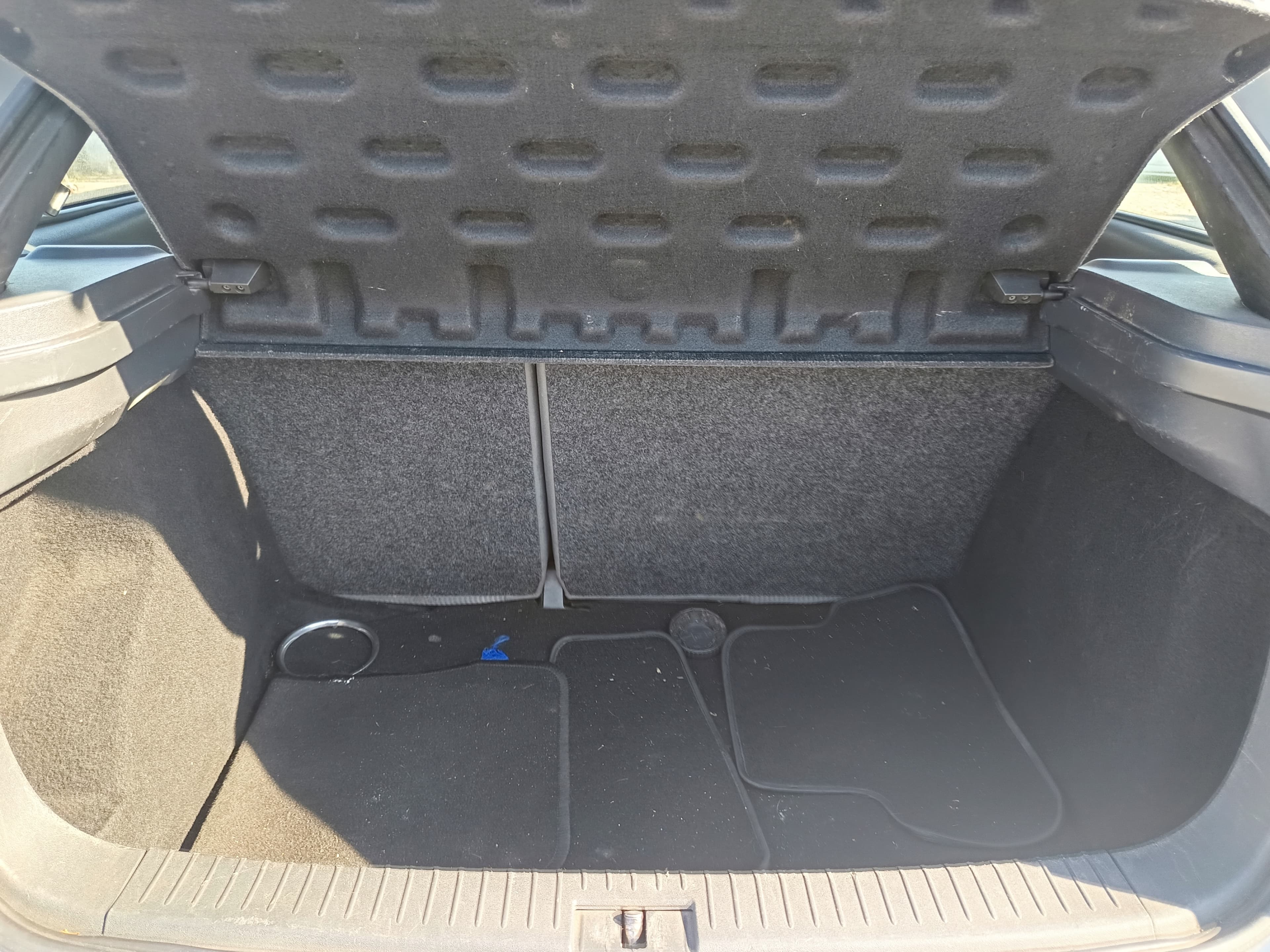 Seat Ibiza · Ano 2002 — image 29