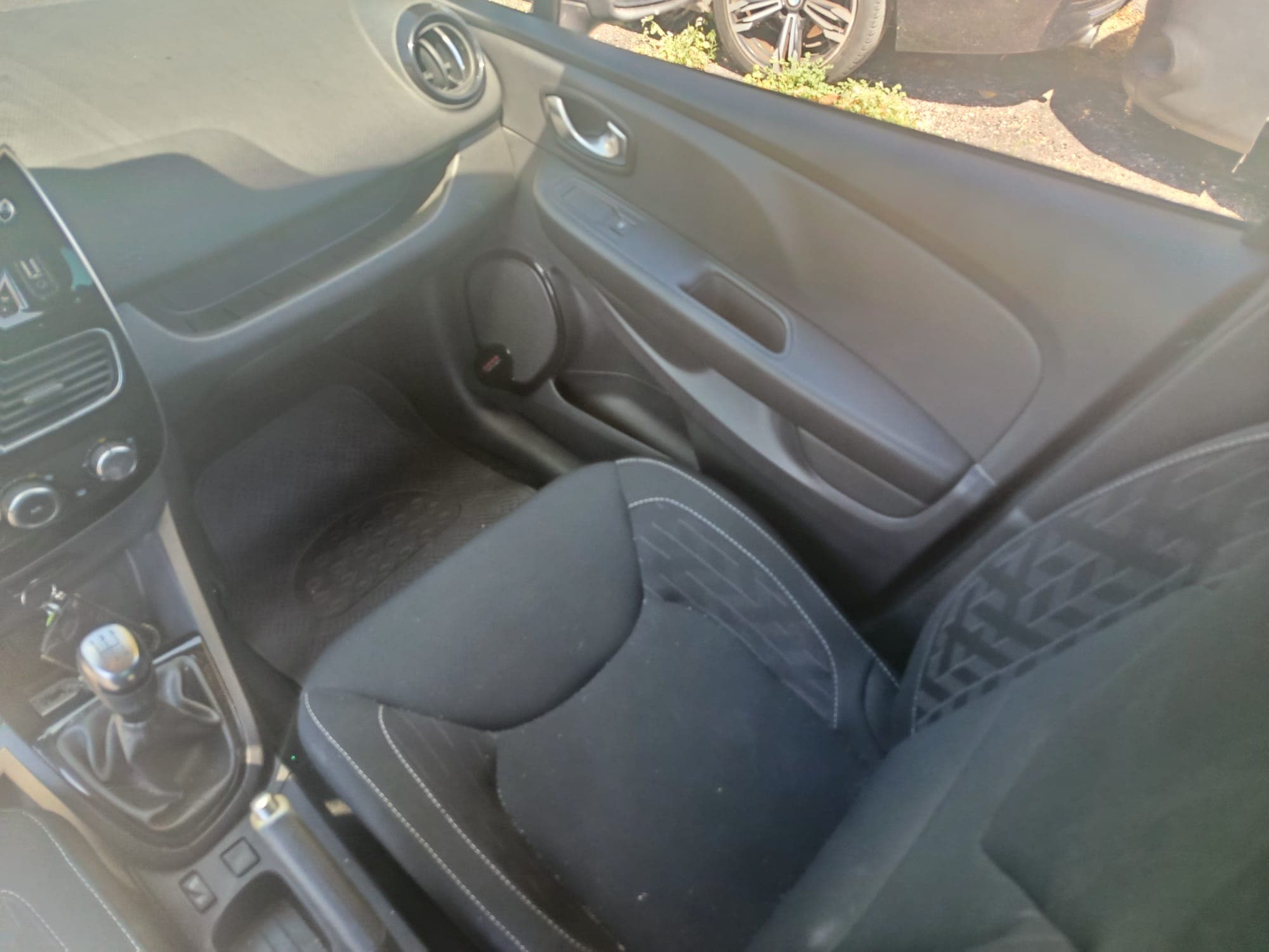 Renault Clio 0.9 TCe · Ano 2019 — imagem 20