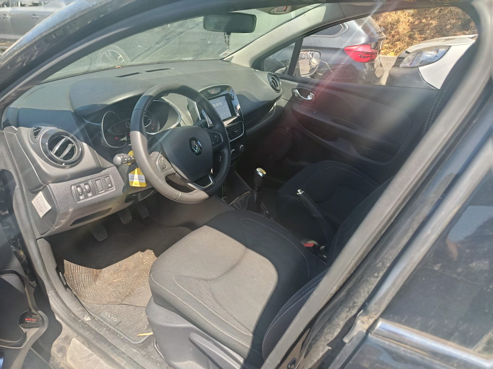 Renault Clio 0.9 TCe · Ano 2019 — imagem 16