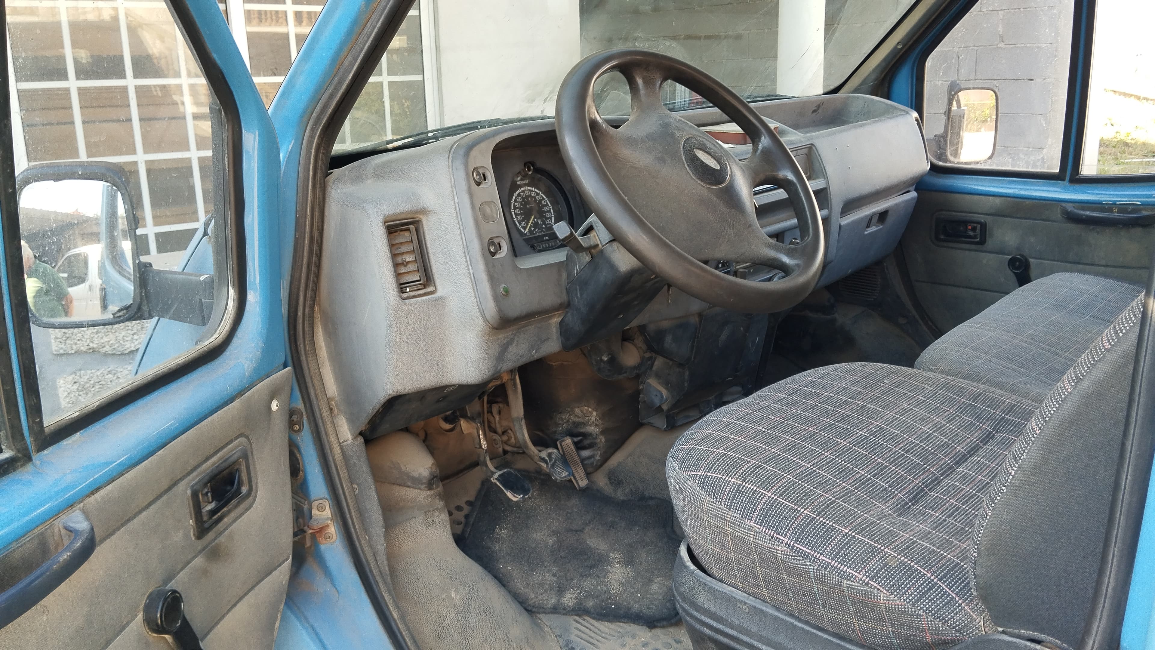 Ford Transit · Ano 1993 — image 5